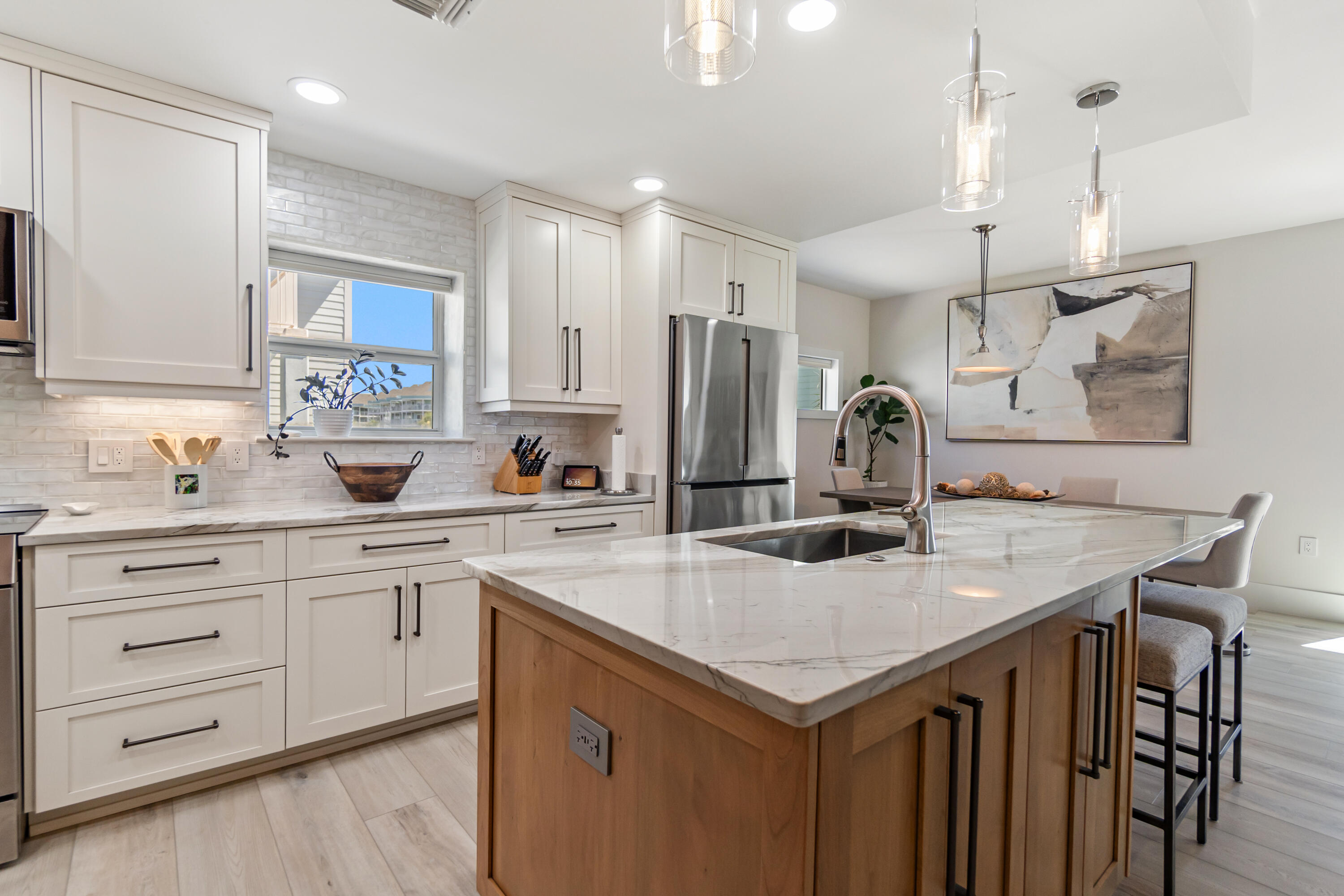 PORT SIDE VILLAS CONDOMINIUM - Residential