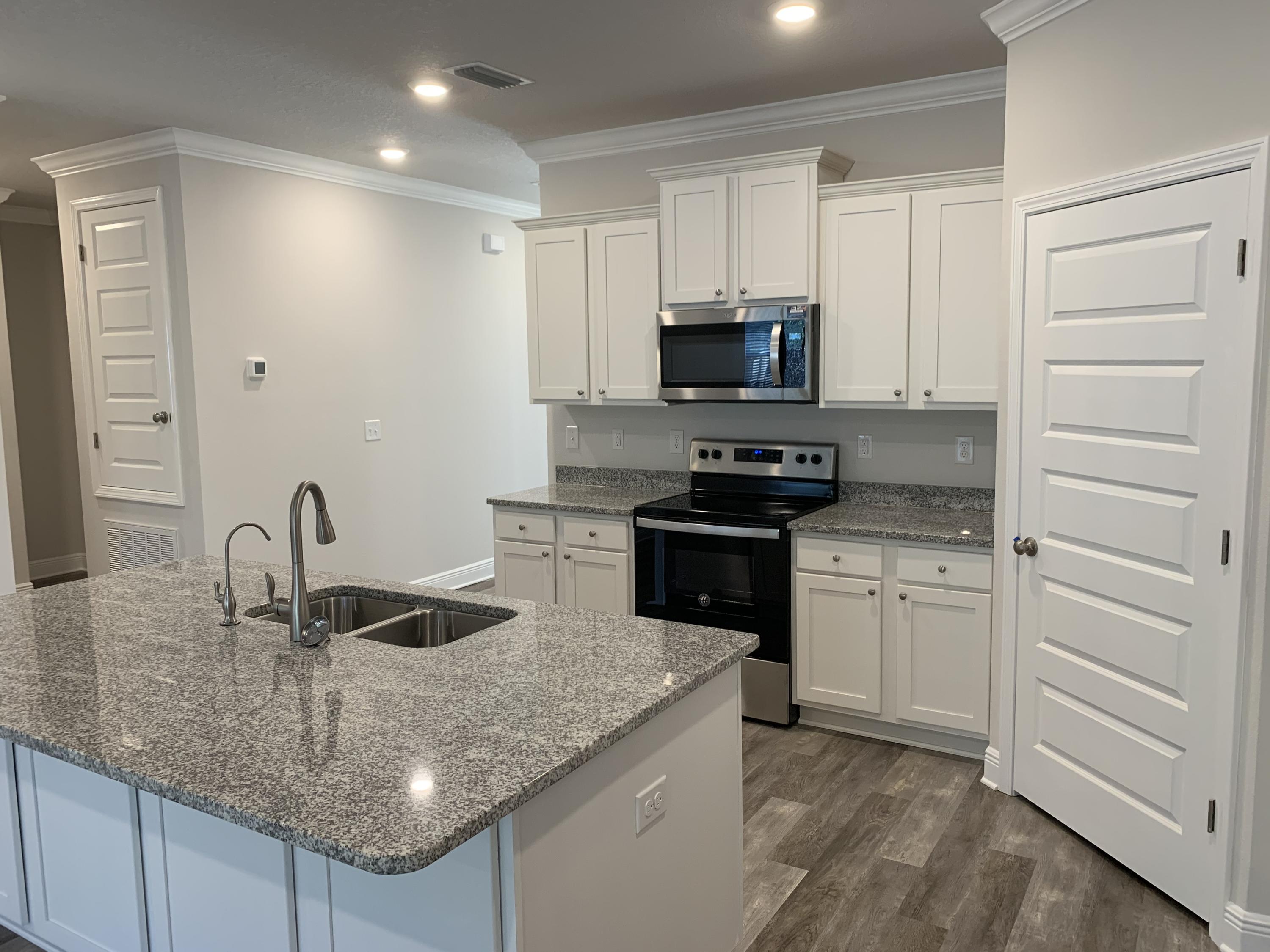 HAMMOCK BAY - FIREFLY - Residential Lease