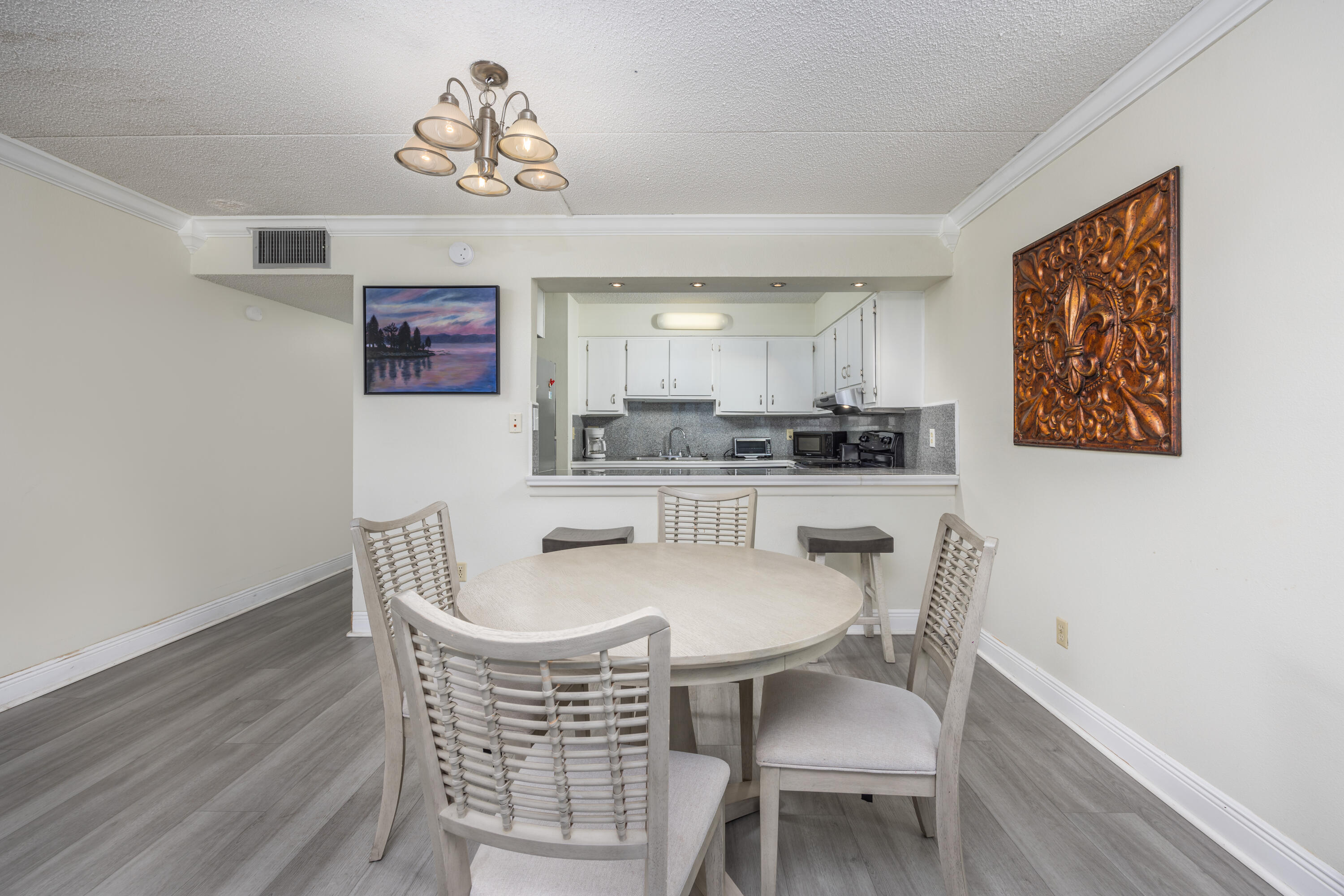 ISLAND ECHO CONDO - Residential