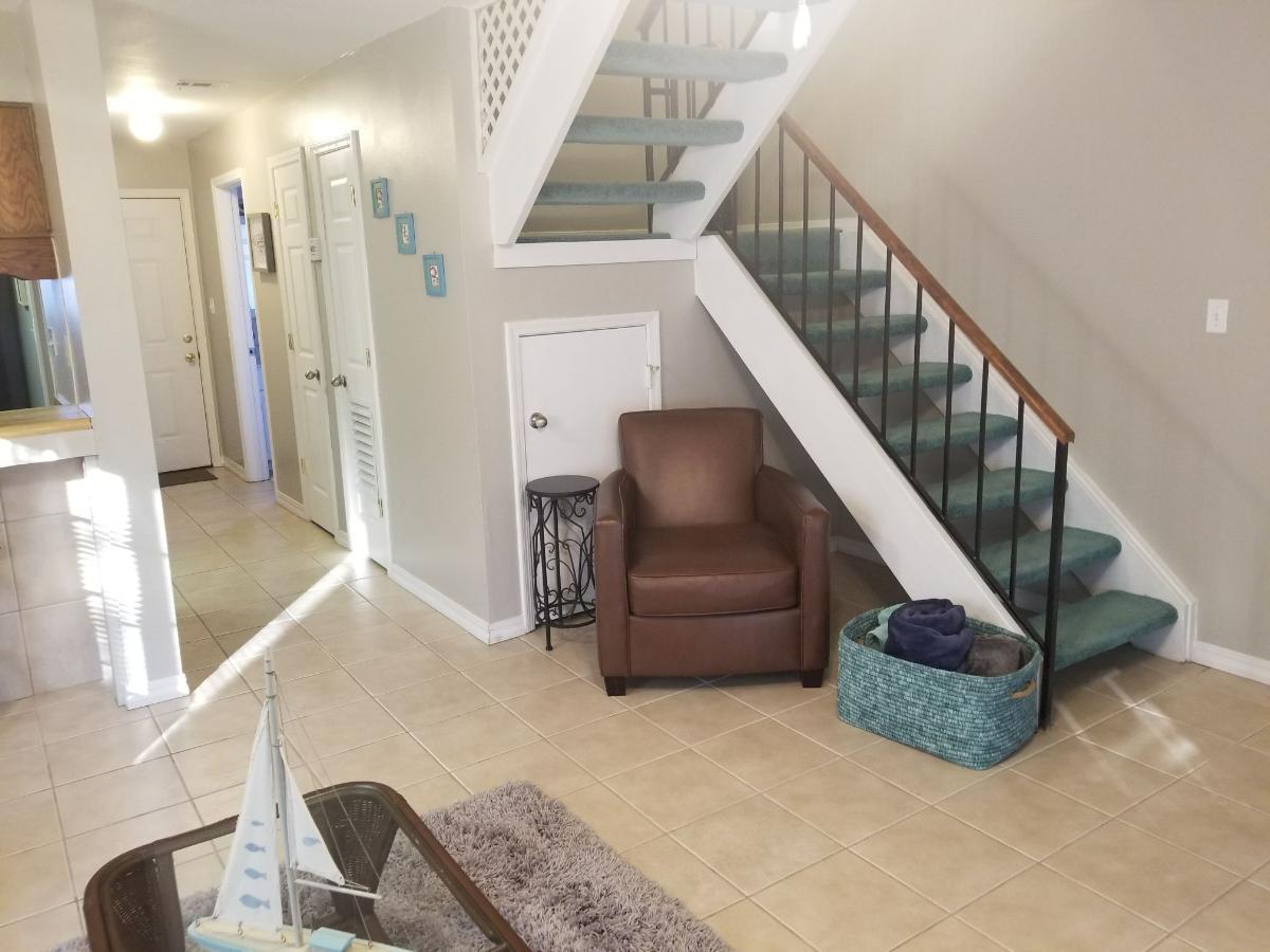 LEGION PARK VILLAGE T/H - Residential Lease