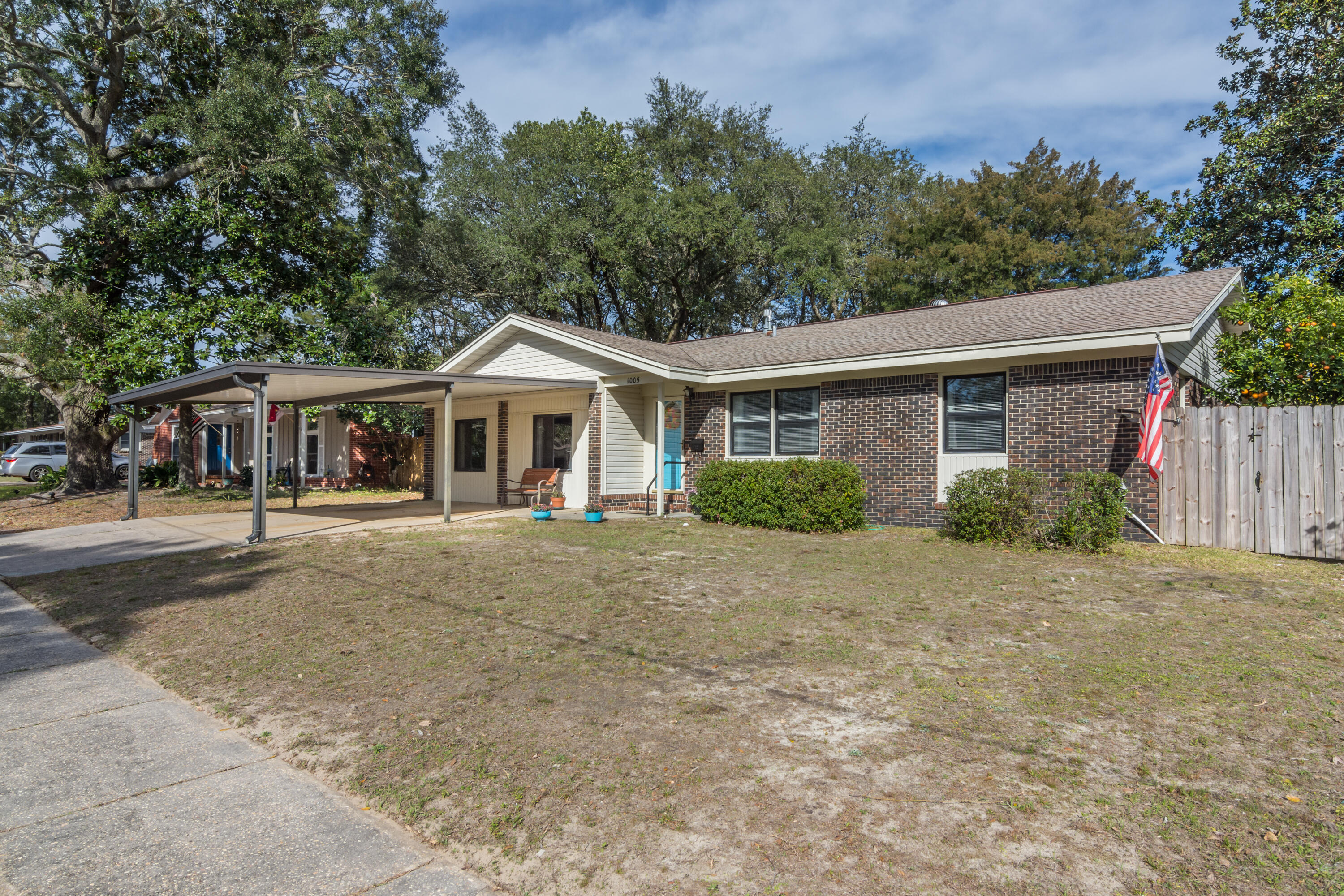 LEOTA MILLER S/D LOT 3 BLK D - Residential Lease