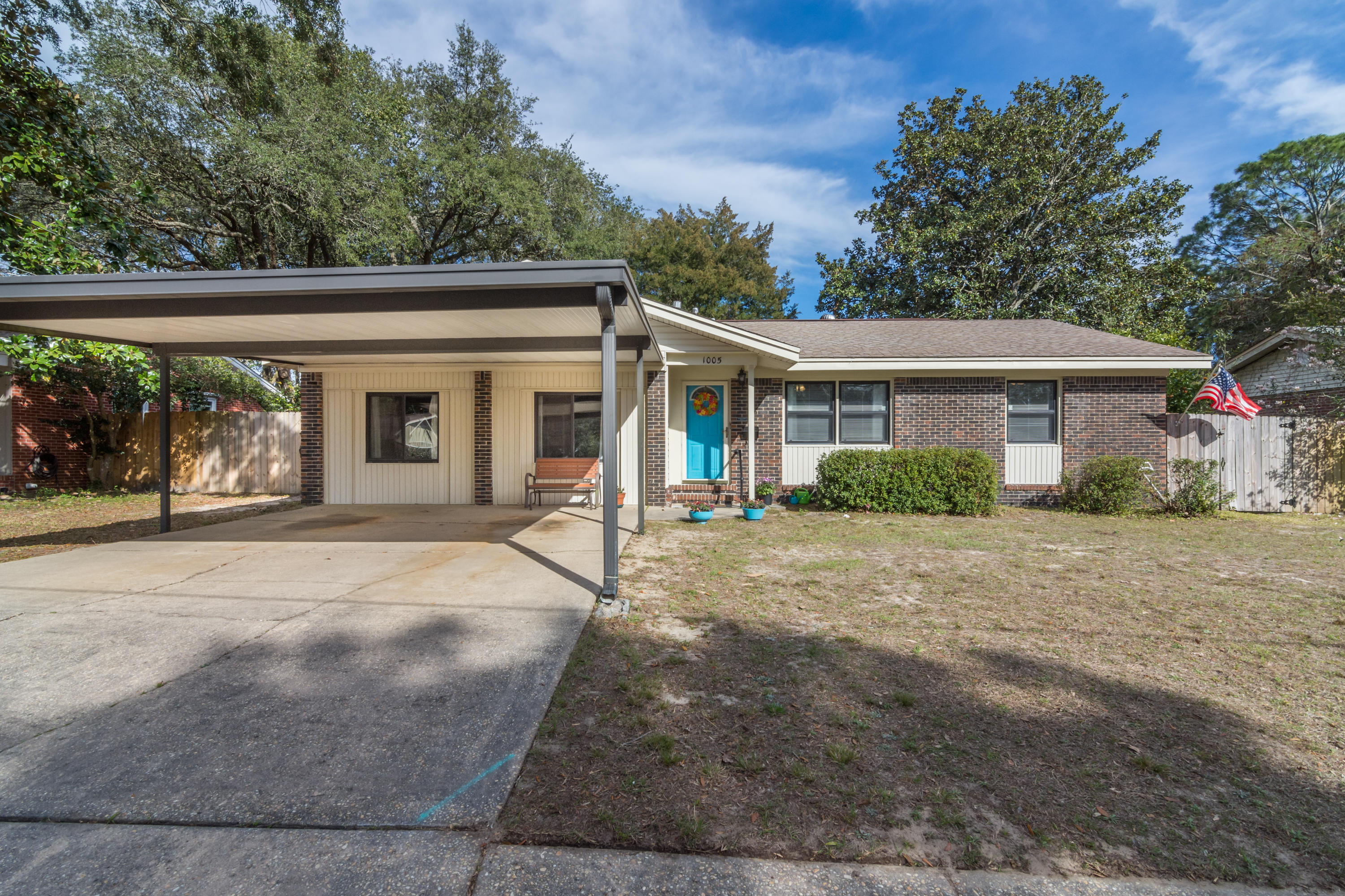 LEOTA MILLER S/D LOT 3 BLK D - Residential Lease