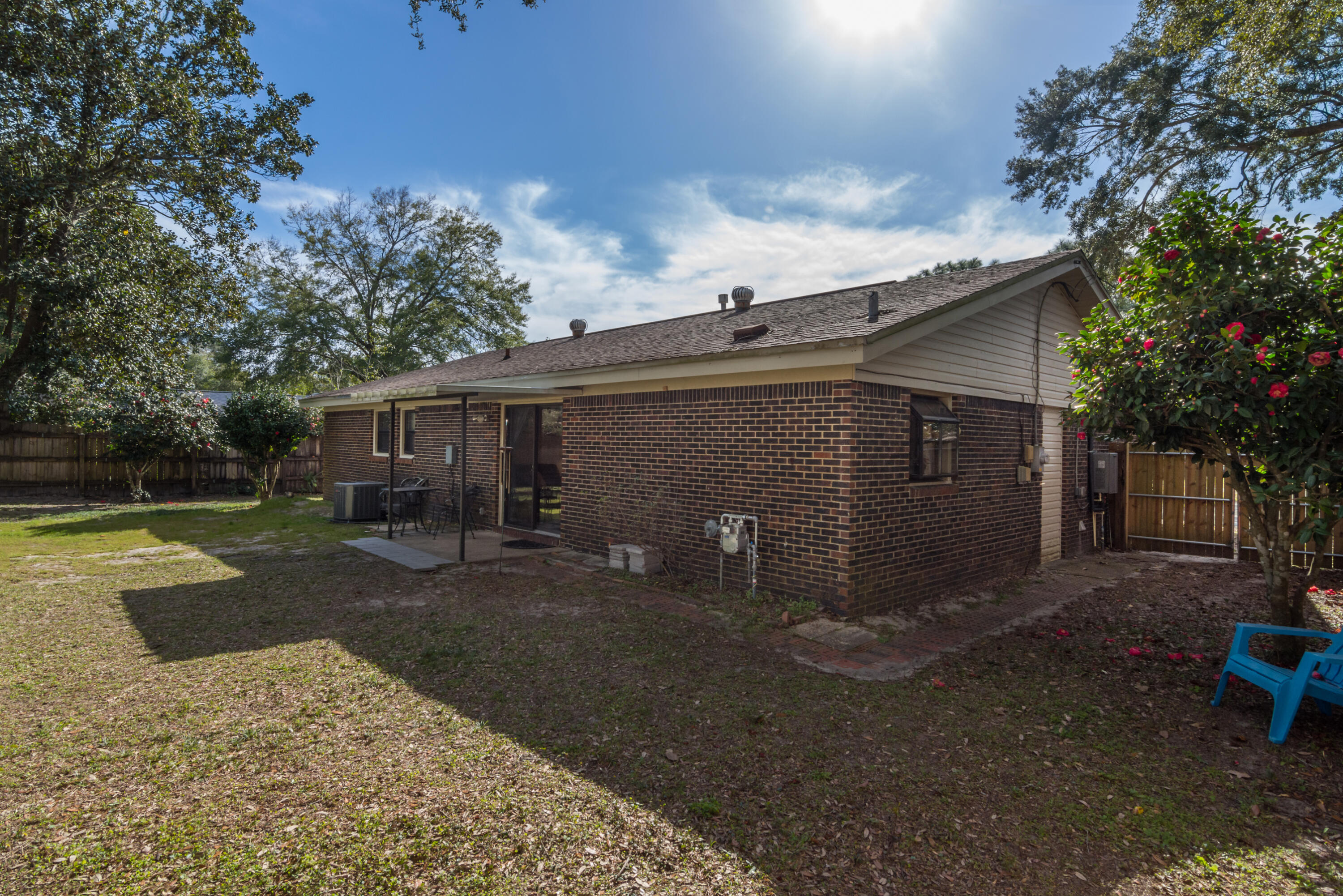 LEOTA MILLER S/D LOT 3 BLK D - Residential Lease
