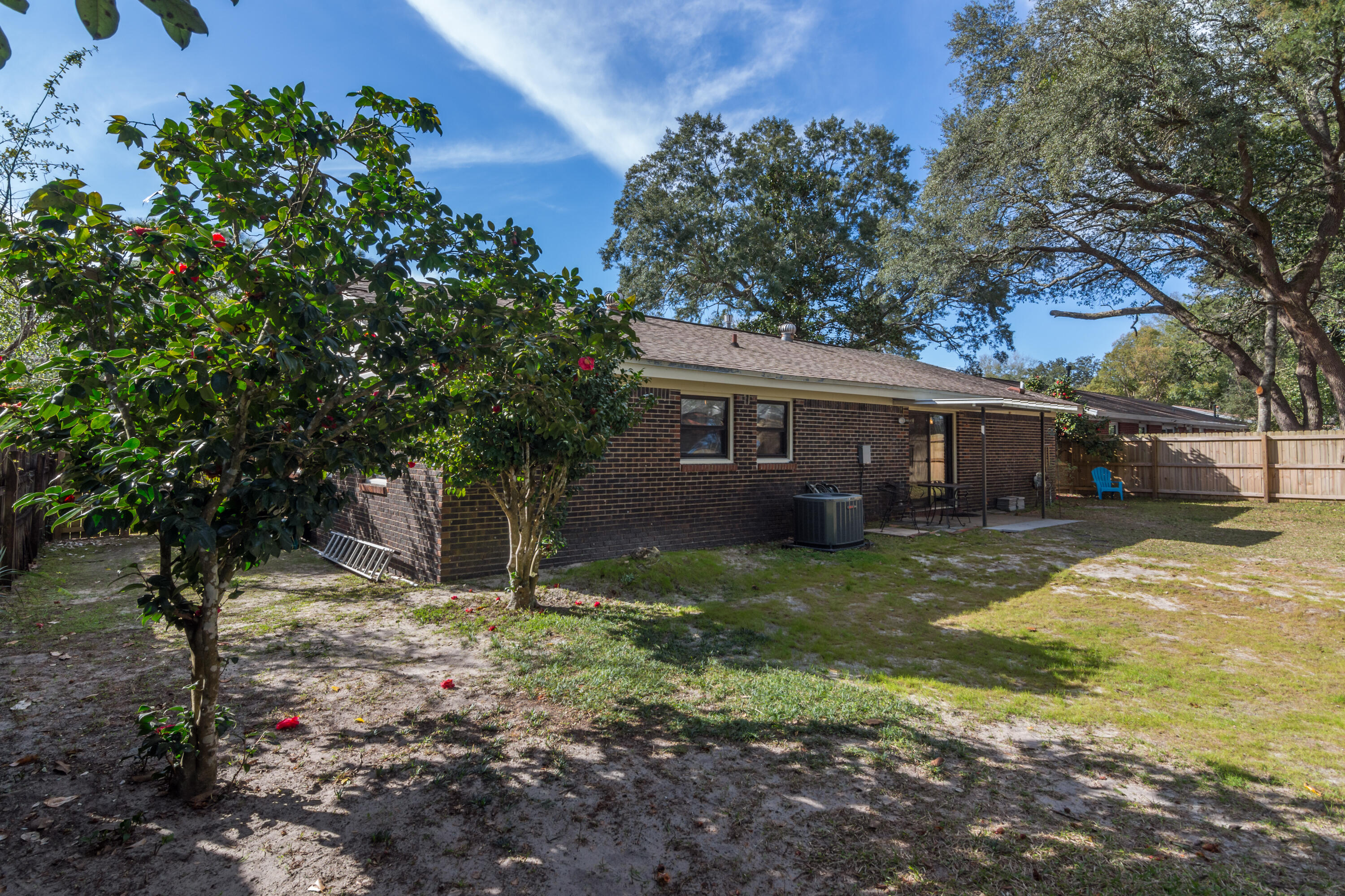 LEOTA MILLER S/D LOT 3 BLK D - Residential Lease