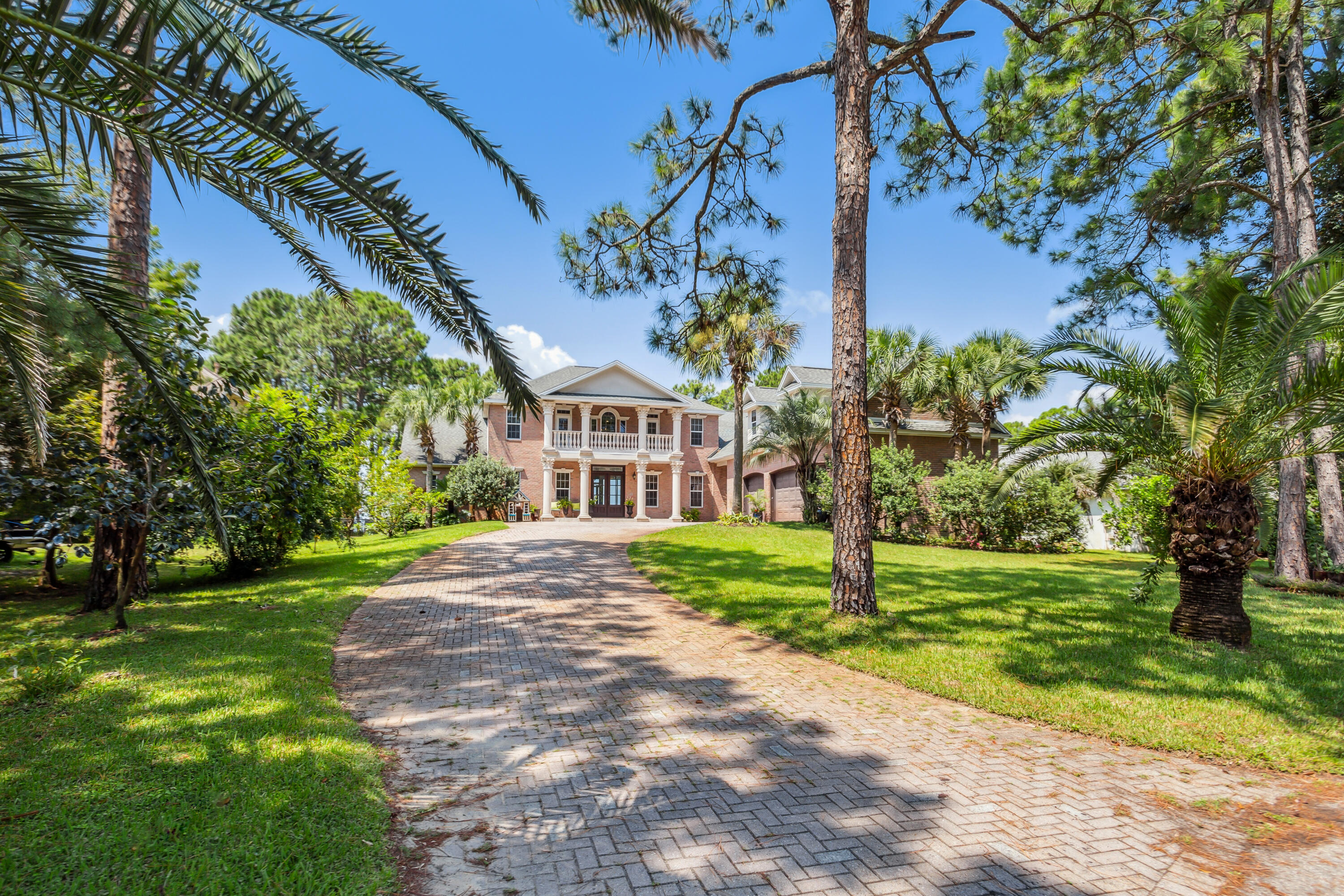 RAINTREE ESTATES - Residential