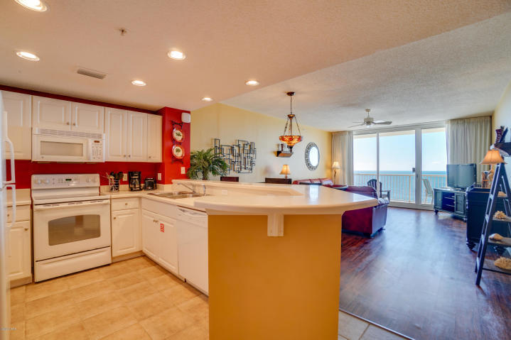 MAJESTIC BEACH TOWERS II - Residential