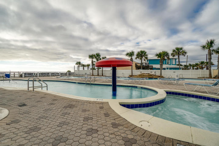 MAJESTIC BEACH TOWERS II - Residential