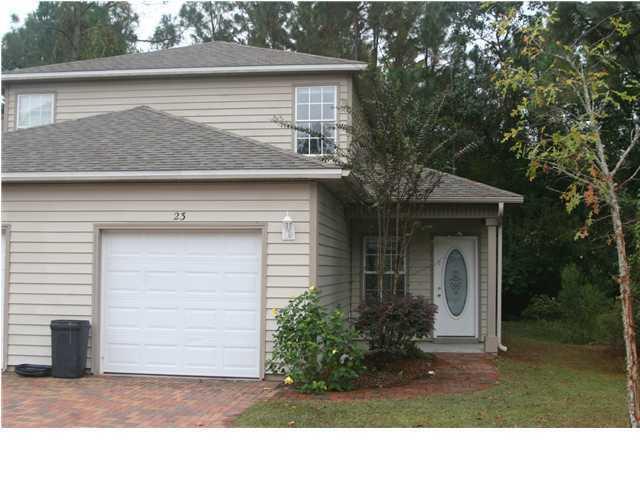 Gorgeous town home close to all bases.Downstairs master bedroom upgraded counter tops.Owner will consider a pet with $250 non refundable pet fee, and a $250 refundable deposit(PER PET). Available 09/12/2018
Agent to Agent Rmrks: