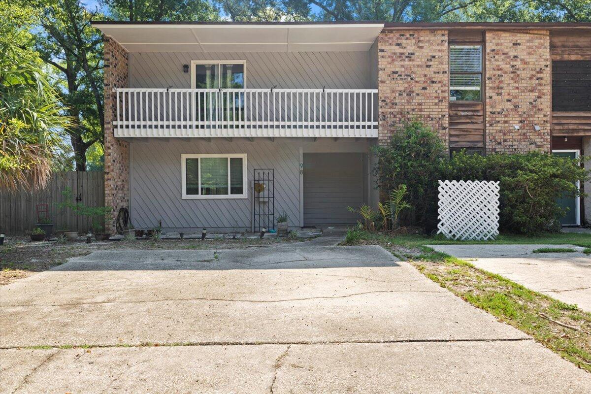 AVAILABLE NOW!! This townhouse is conveniently located just off Scenic Highway, in the neighborhood of Apple Market, close to several local eateries and the bay. Step through the front door into a bright and spacious living room. The kitchen features a dining area, quartz countertops, a modern porcelain tiled backsplash, stainless steel appliances, including an induction cooktop, and an over-sink window with a view of the private backyard. The full bathroom downstairs includes a stackable washer and dryer and a walk-in shower. The stairs are accented with built-in lighting and tall ceilings. The second floor offers two bedrooms, a full bathroom, and a balcony.

NO smoking and NO pets allowed. 600 minimum FICO credit score required in addition to meeting rental criteria. All applicants are required to complete an application on PetScreening.com regardless of if they own a pet or not.  Applicants with an ESA are also required to complete the application.

We also offer a security deposit waiver option for tenants such that they do not have to pay a security deposit upfront. Terms and conditions apply. Review addenda for details.