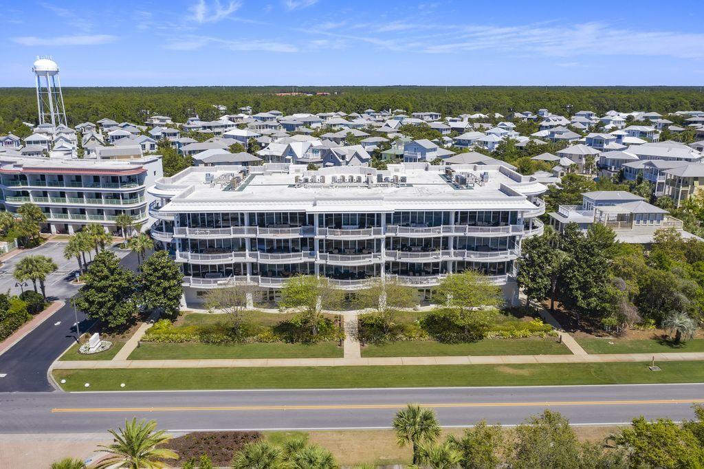 ALEXANDER AT PALM COURT - Residential