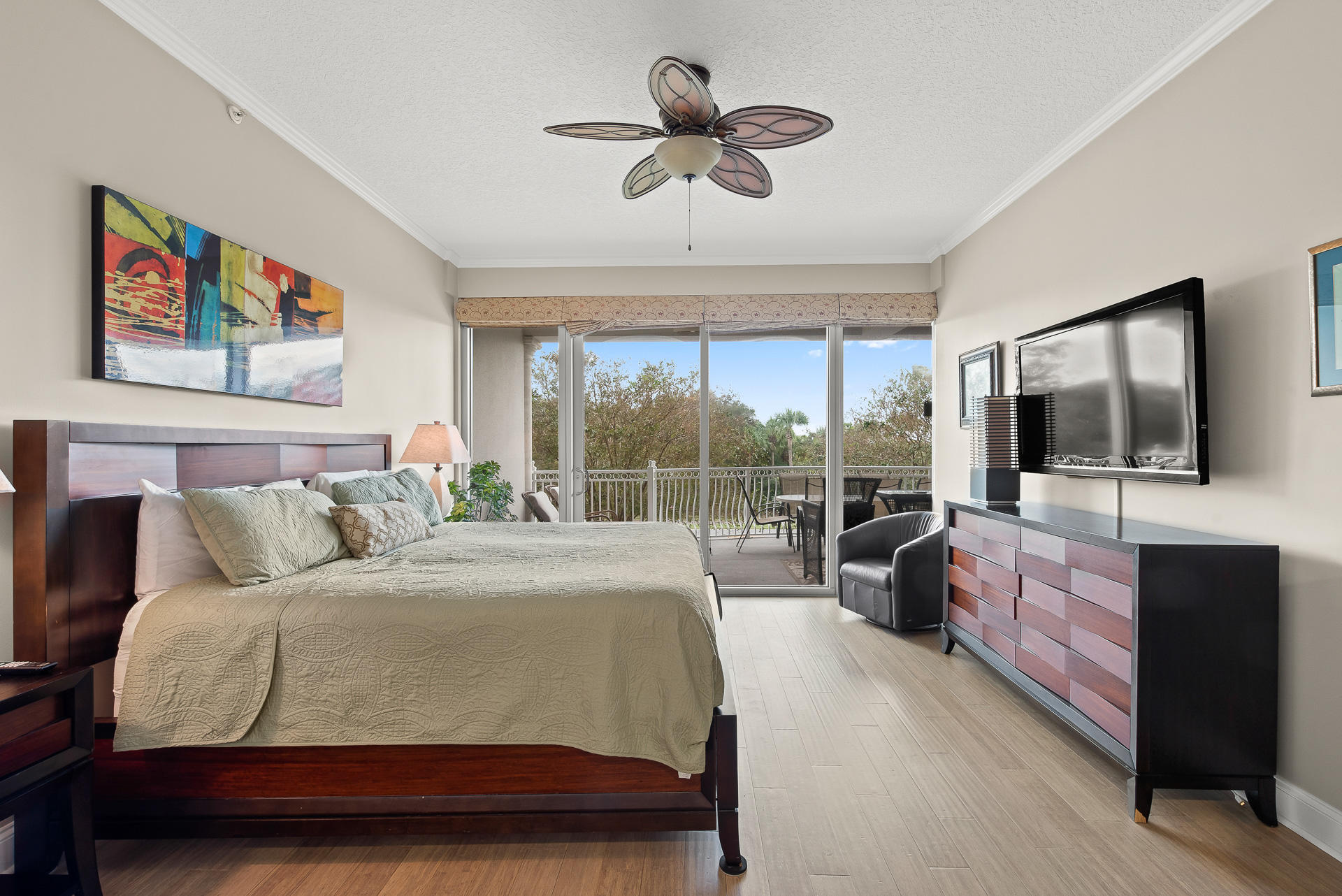ALEXANDER AT PALM COURT - Residential