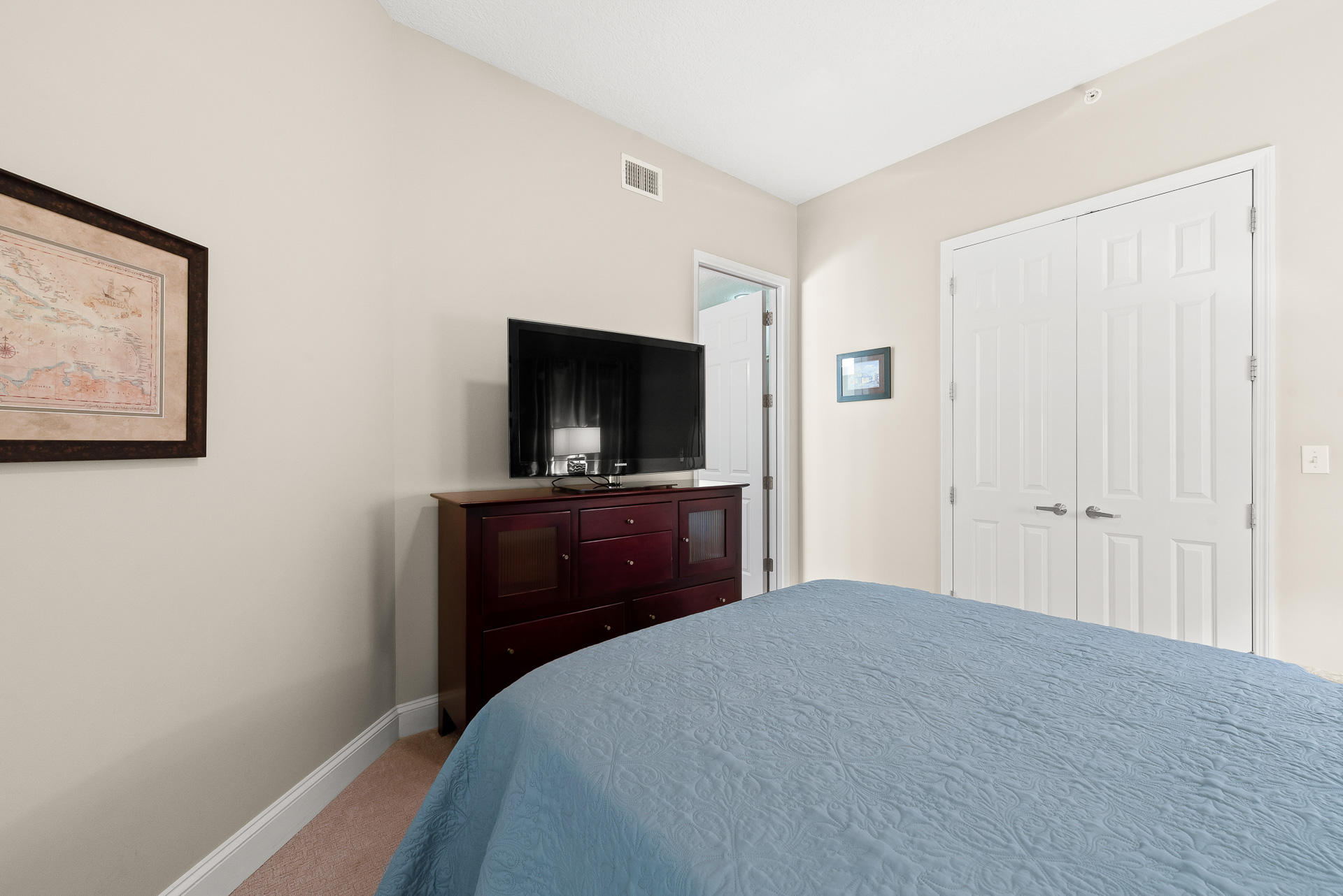 ALEXANDER AT PALM COURT - Residential