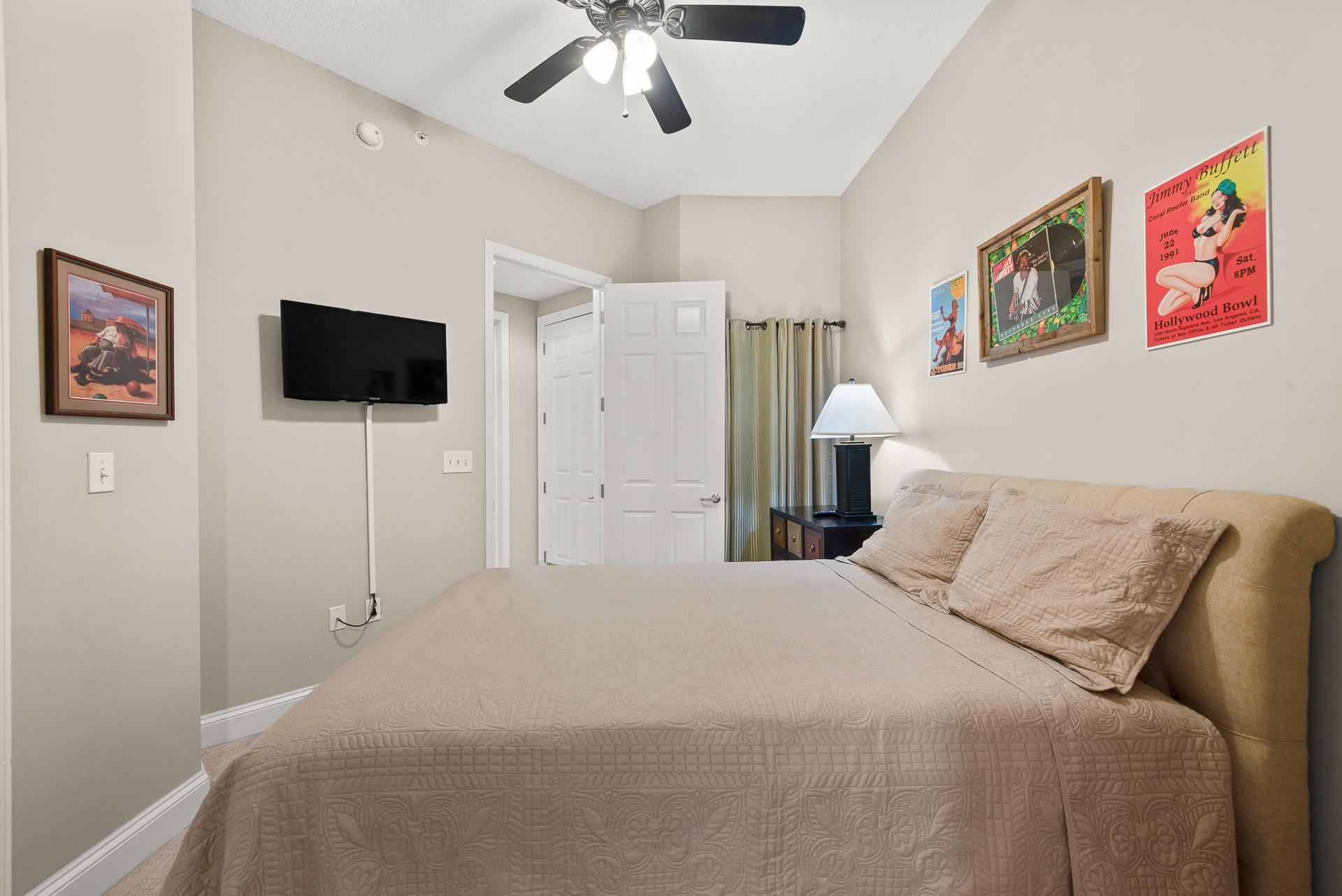 ALEXANDER AT PALM COURT - Residential