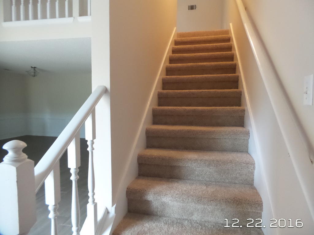 RIVERCHASE S/D PH 2 - Residential Lease