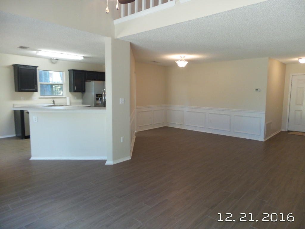 RIVERCHASE S/D PH 2 - Residential Lease