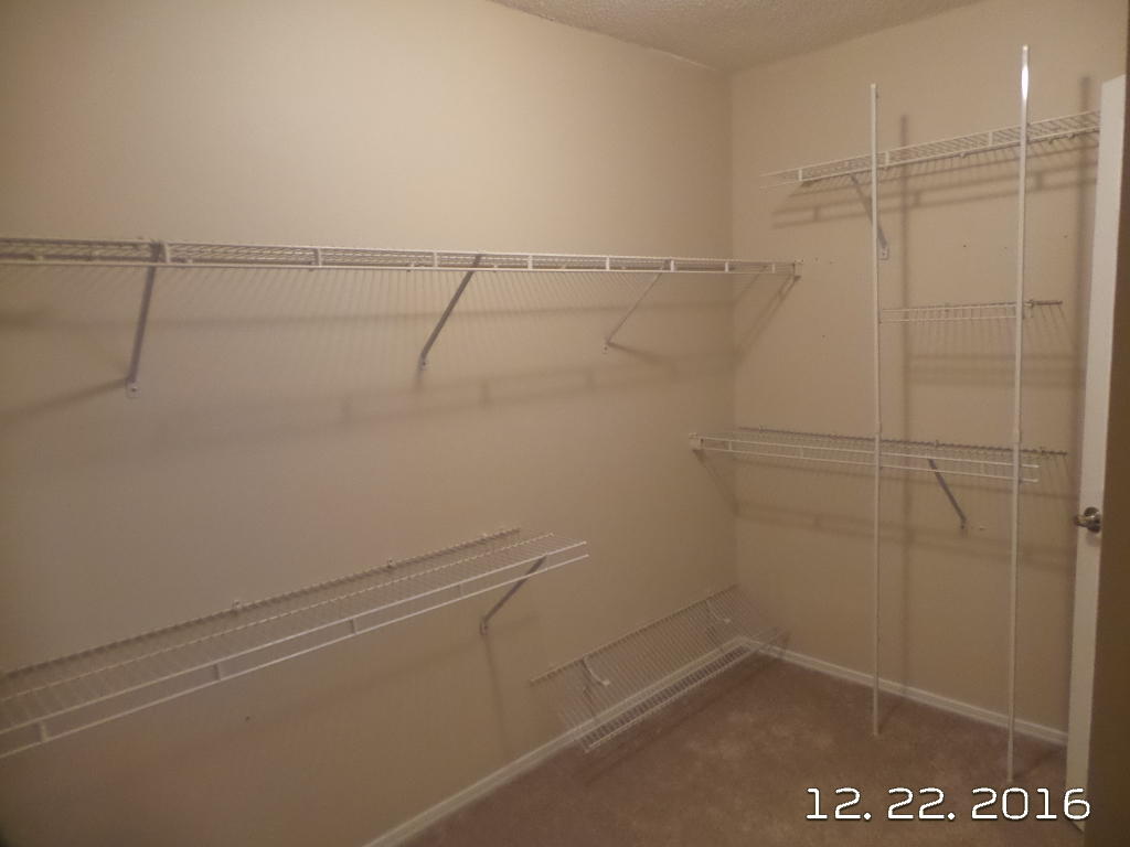 RIVERCHASE S/D PH 2 - Residential Lease