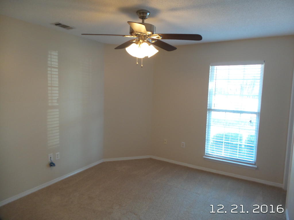RIVERCHASE S/D PH 2 - Residential Lease