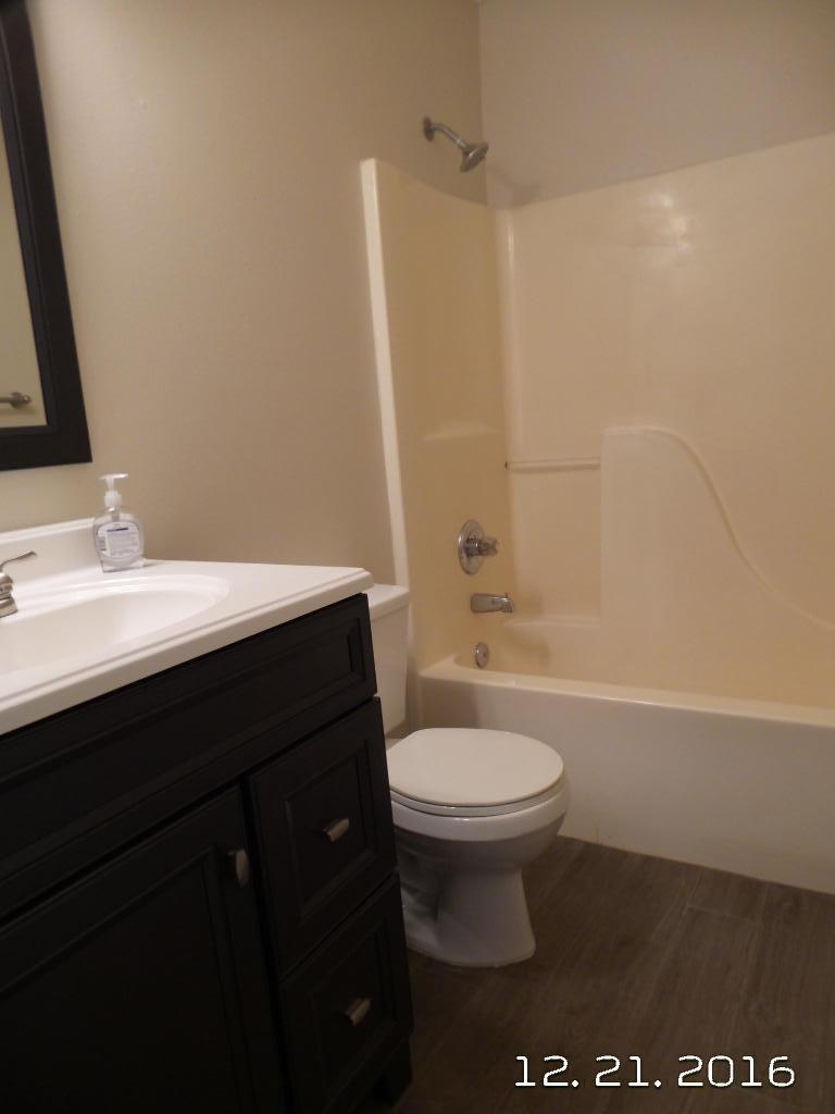 RIVERCHASE S/D PH 2 - Residential Lease