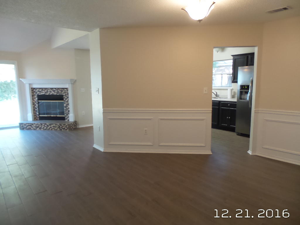 RIVERCHASE S/D PH 2 - Residential Lease