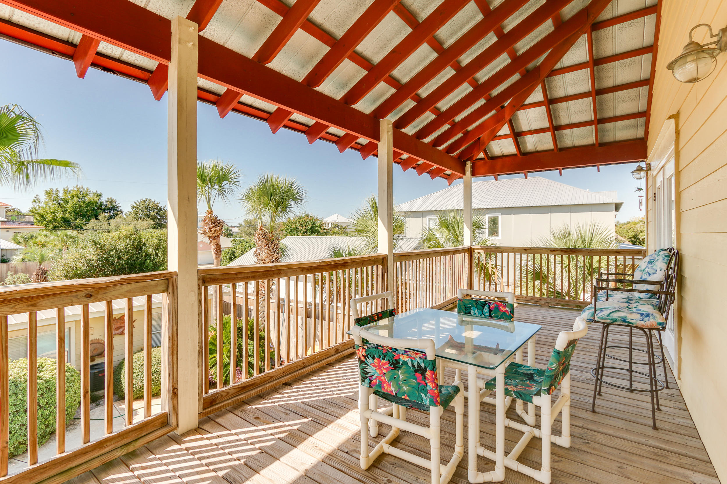 CRYSTAL BEACH - Residential