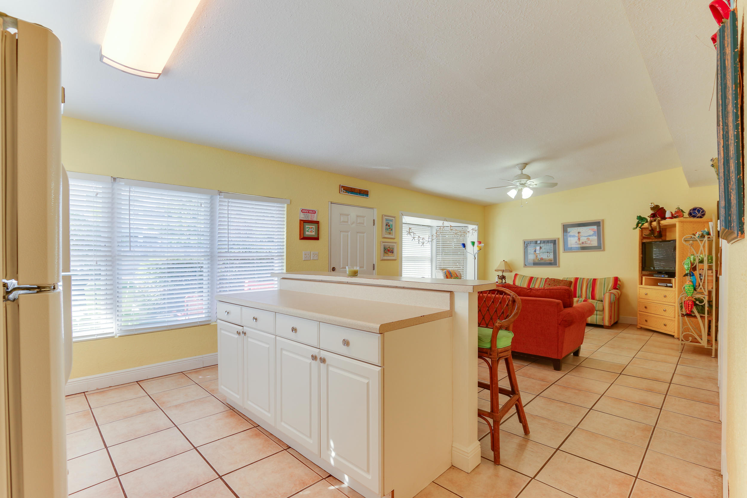 CRYSTAL BEACH - Residential