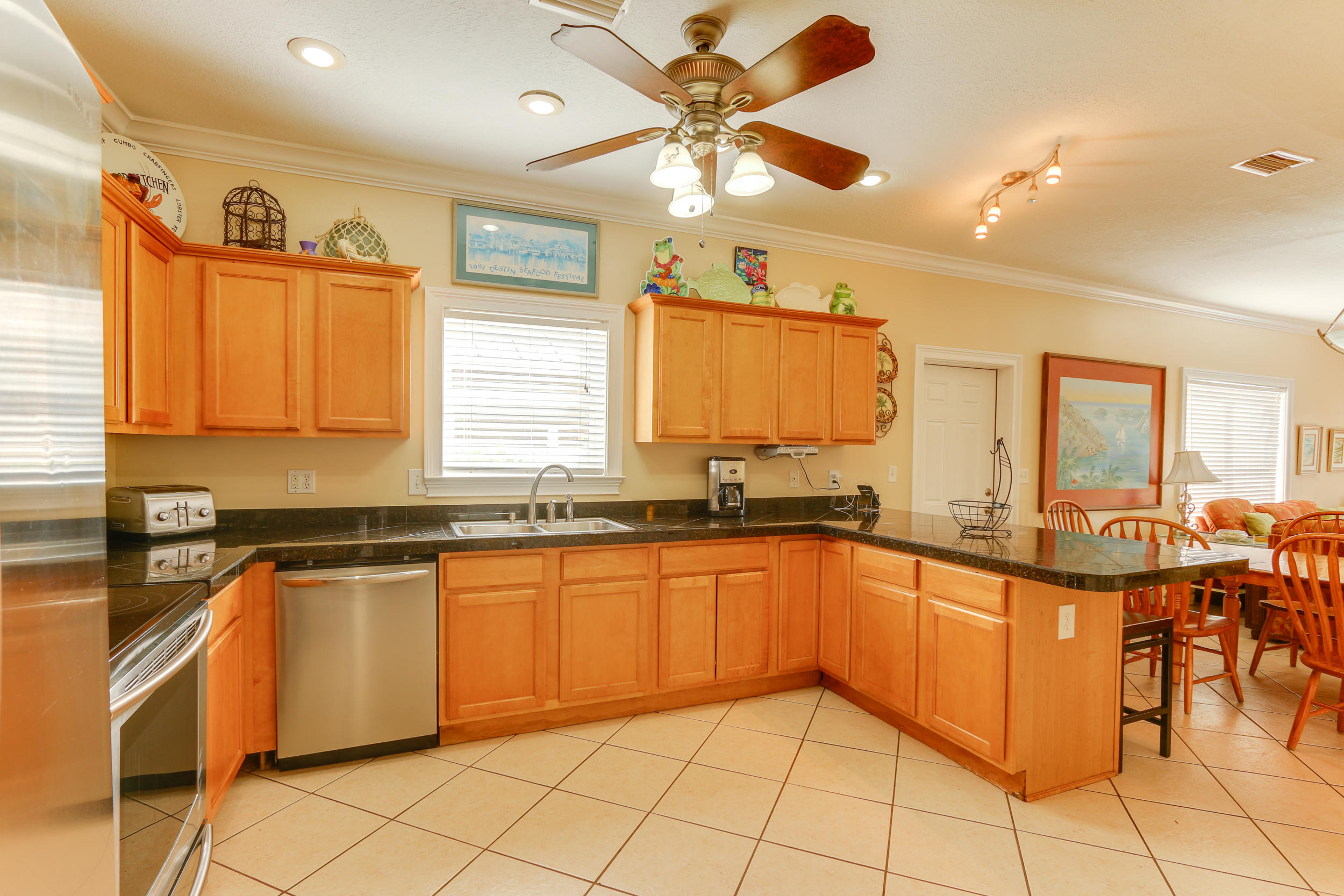 CRYSTAL BEACH - Residential