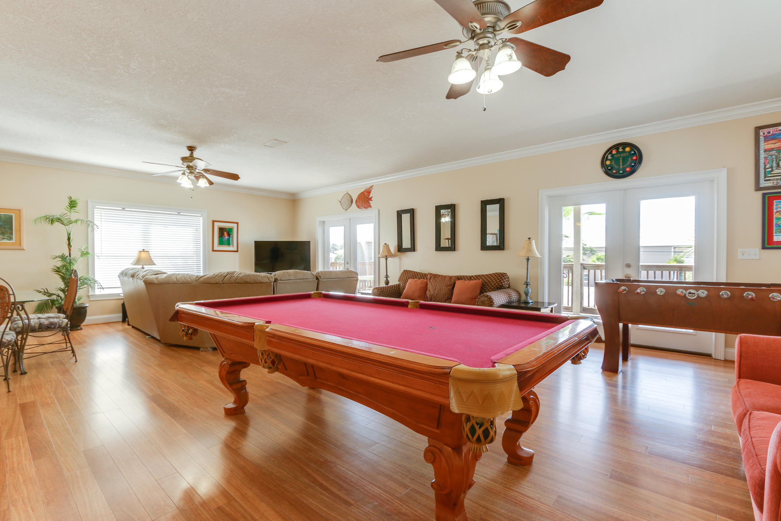 CRYSTAL BEACH - Residential