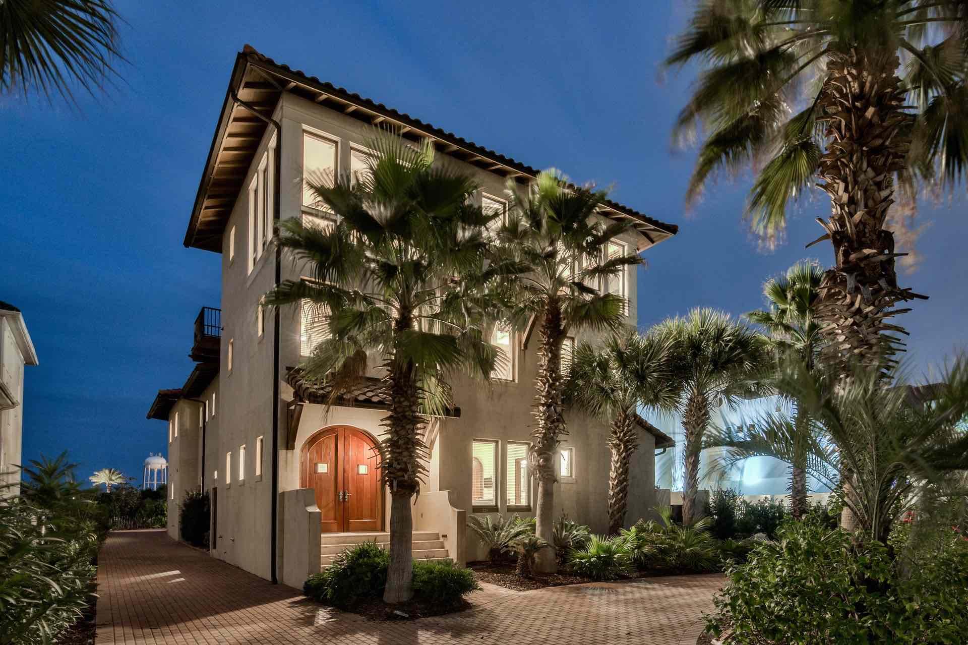 PARADISE BY THE SEA - Residential