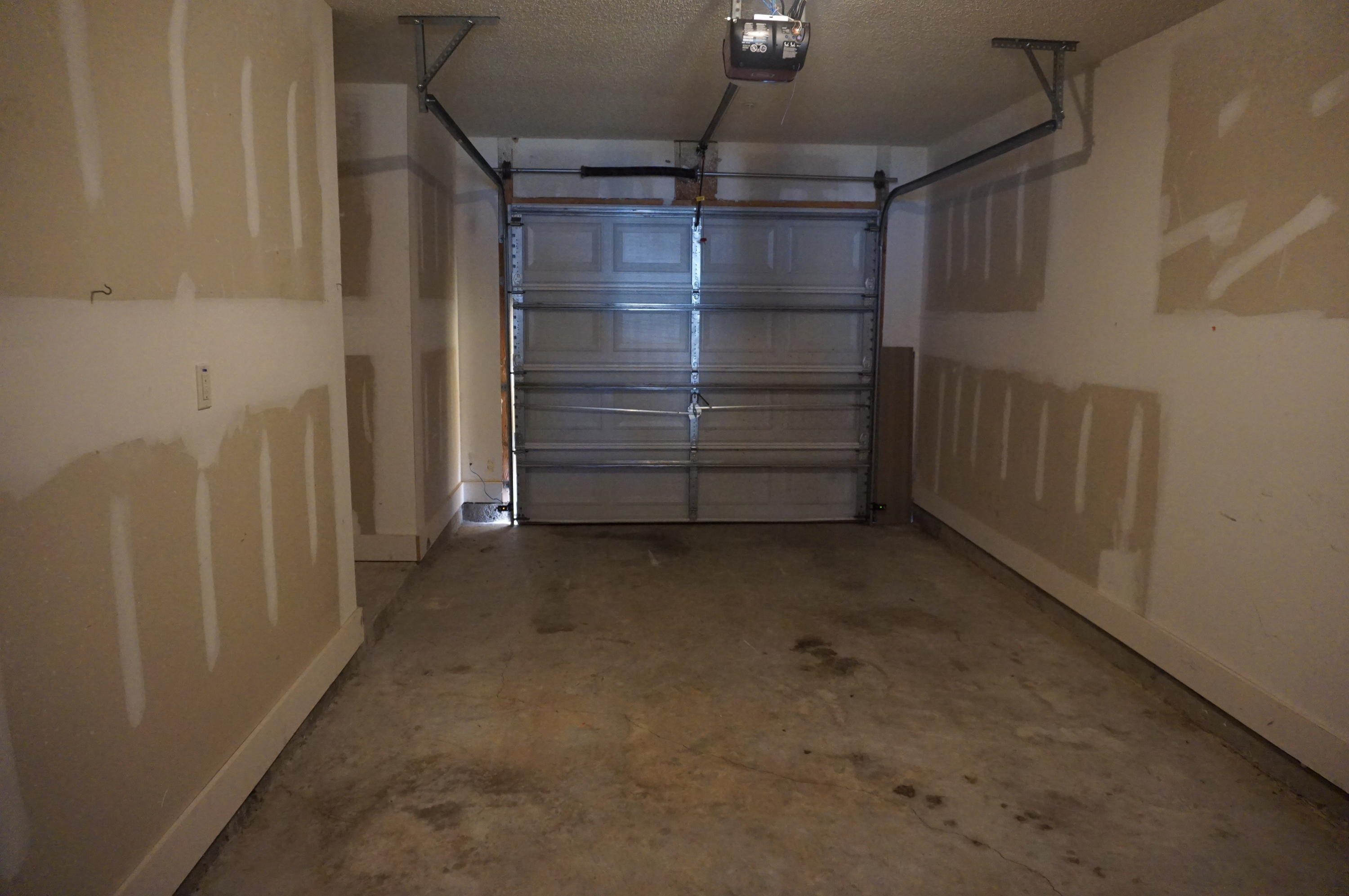 ROLLING PINES T/H LOT 80 BLK C - Residential Lease
