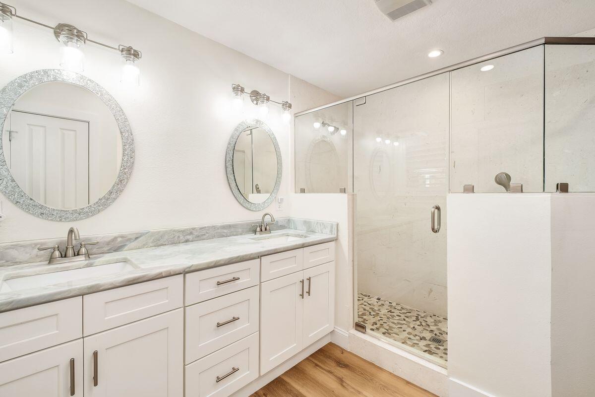 SEAGROVE 5TH ADDN - Residential