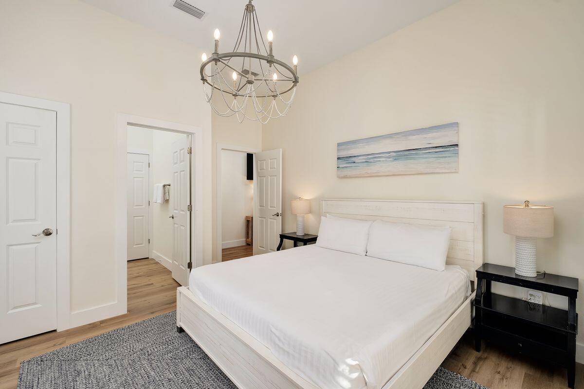 SEAGROVE 5TH ADDN - Residential