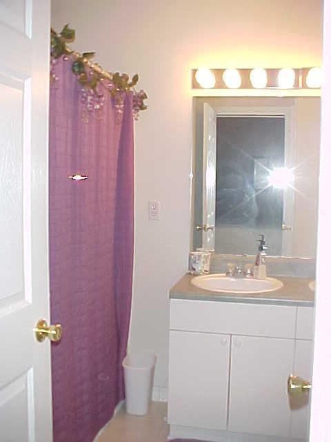 SOUTHWAY ESTATES - Residential Lease