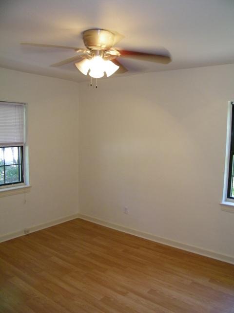 ELLIOTTS POINT 4TH ADDN - Residential Lease