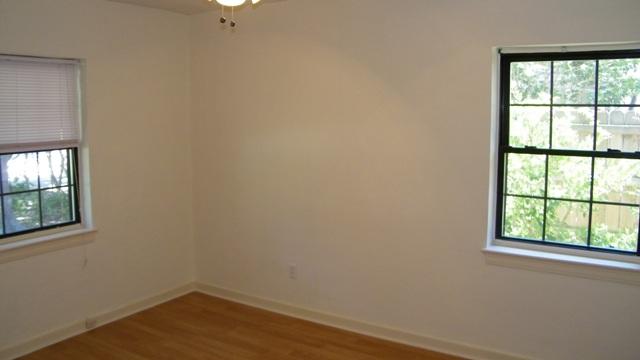 ELLIOTTS POINT 4TH ADDN - Residential Lease