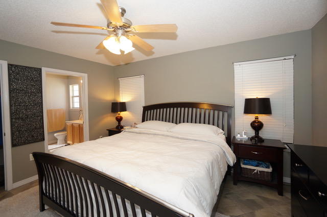 PARADISE RETREAT - Residential Lease