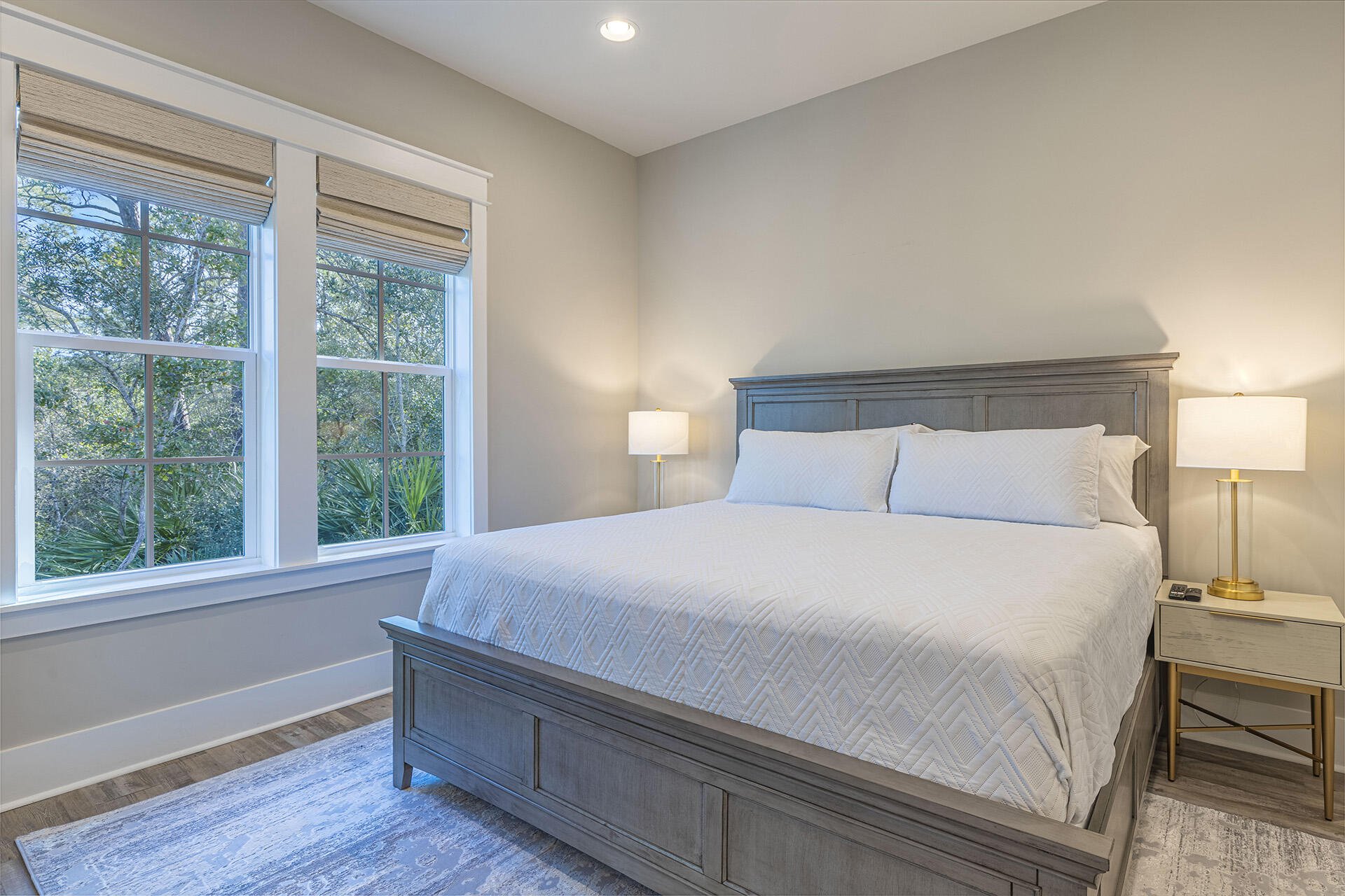 LAKESIDE AT BLUE MOUNTAIN BEACH - Residential Lease
