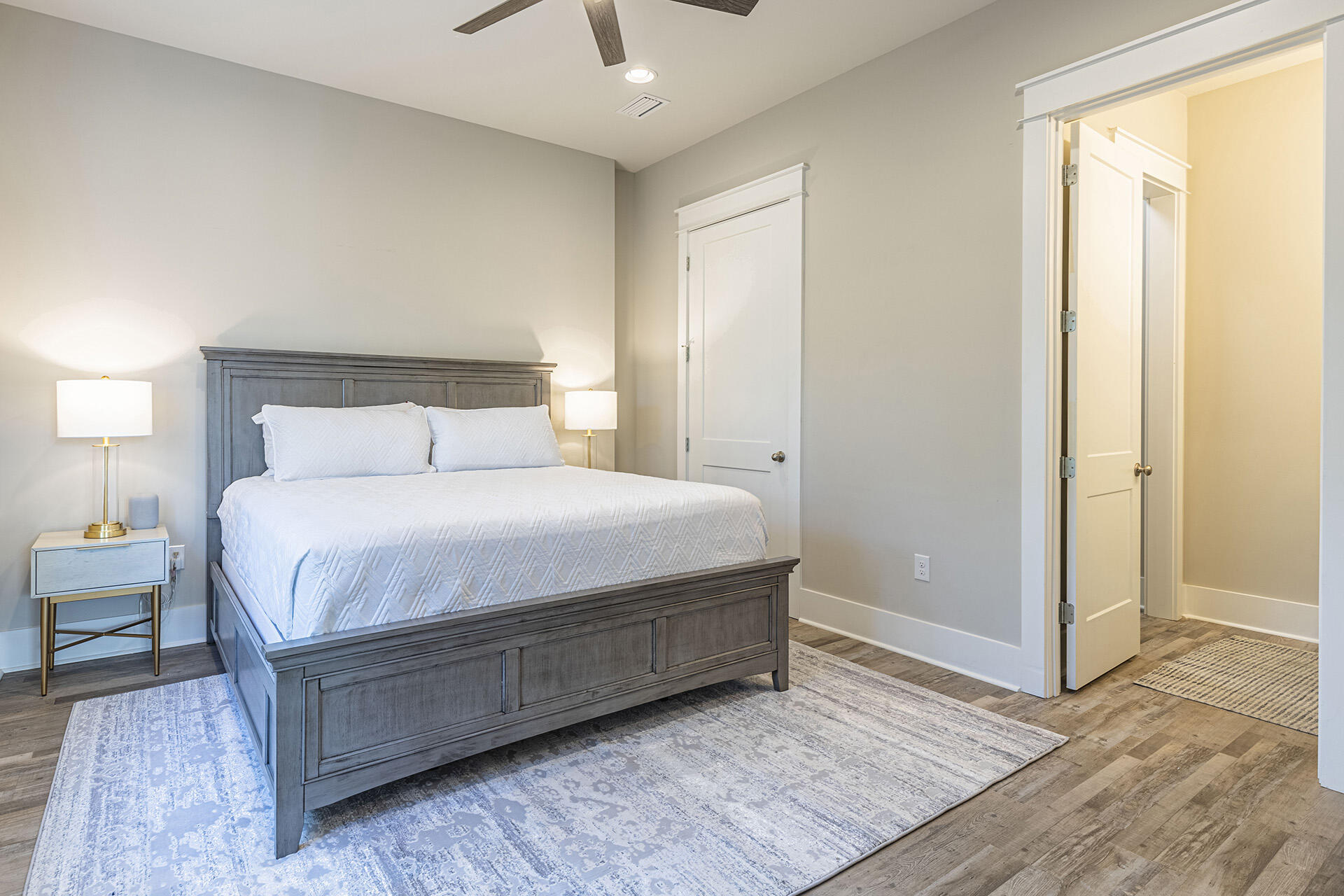 LAKESIDE AT BLUE MOUNTAIN BEACH - Residential Lease