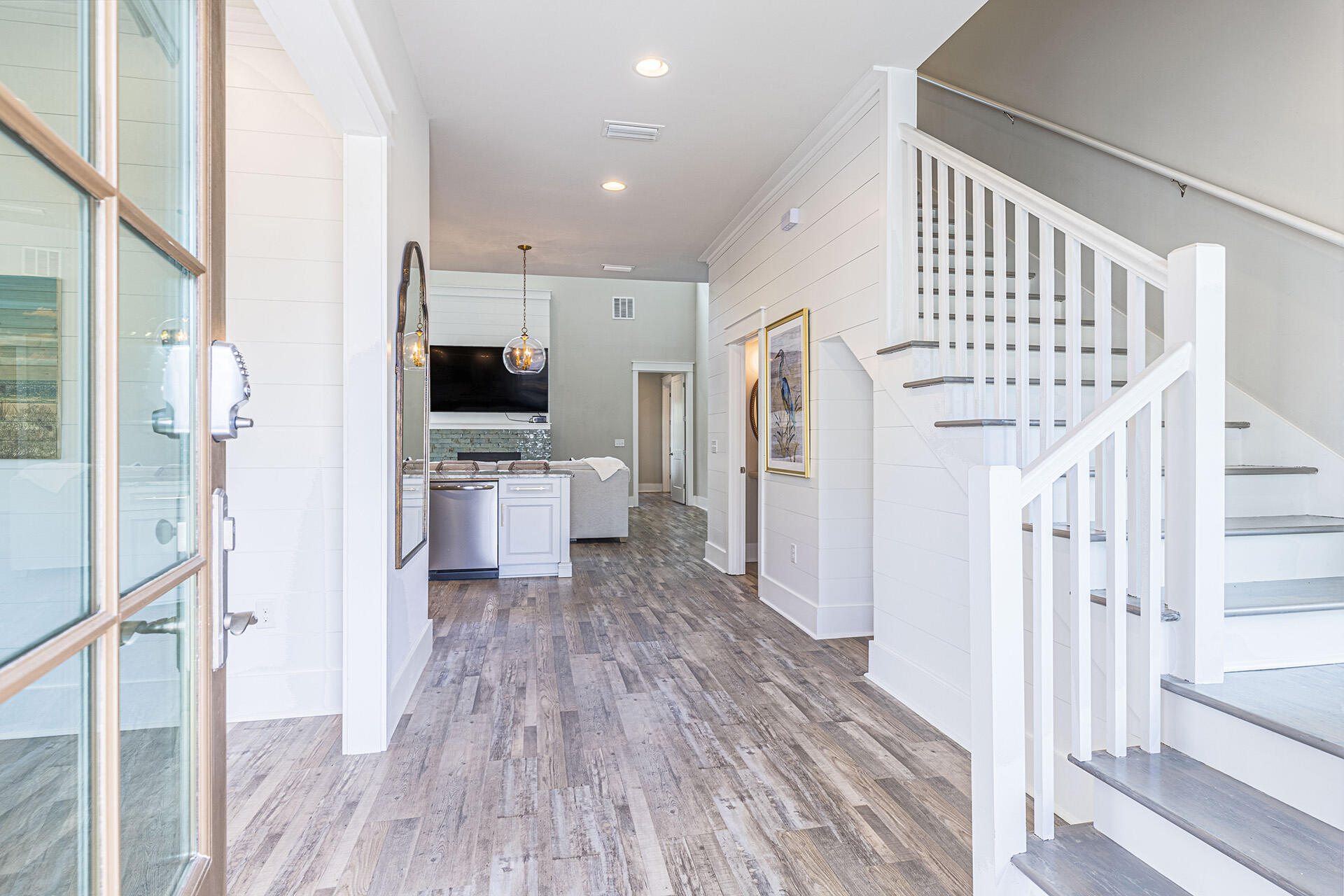 LAKESIDE AT BLUE MOUNTAIN BEACH - Residential Lease