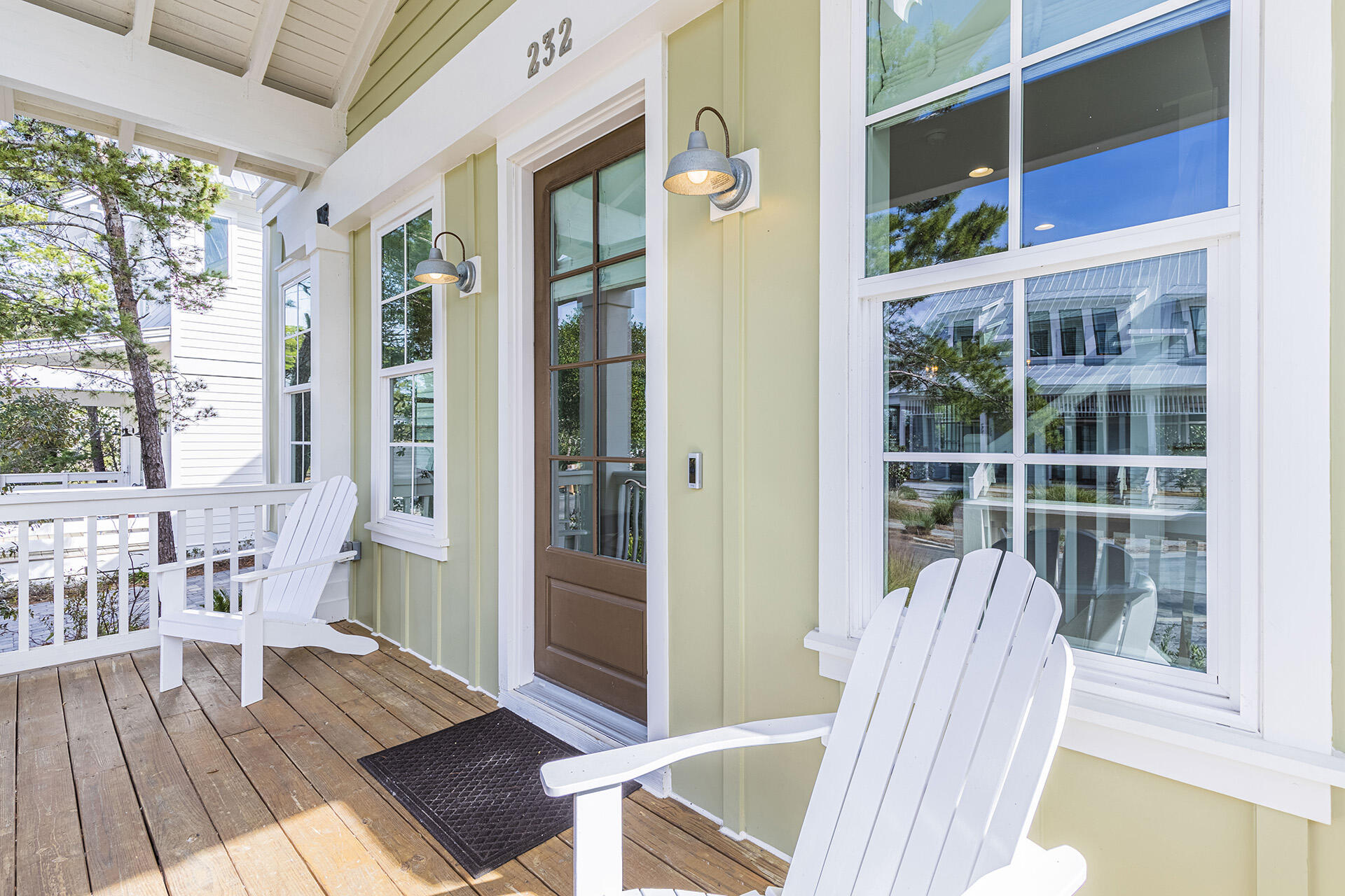 LAKESIDE AT BLUE MOUNTAIN BEACH - Residential Lease