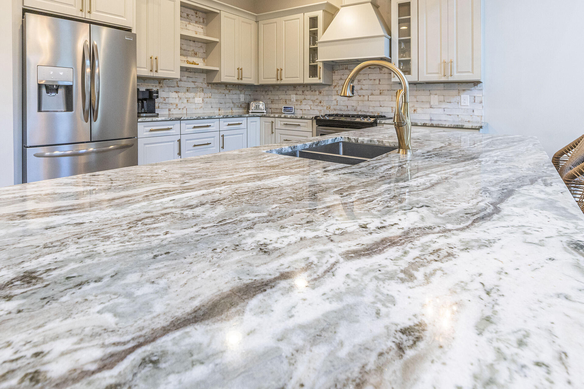 LAKESIDE AT BLUE MOUNTAIN BEACH - Residential Lease