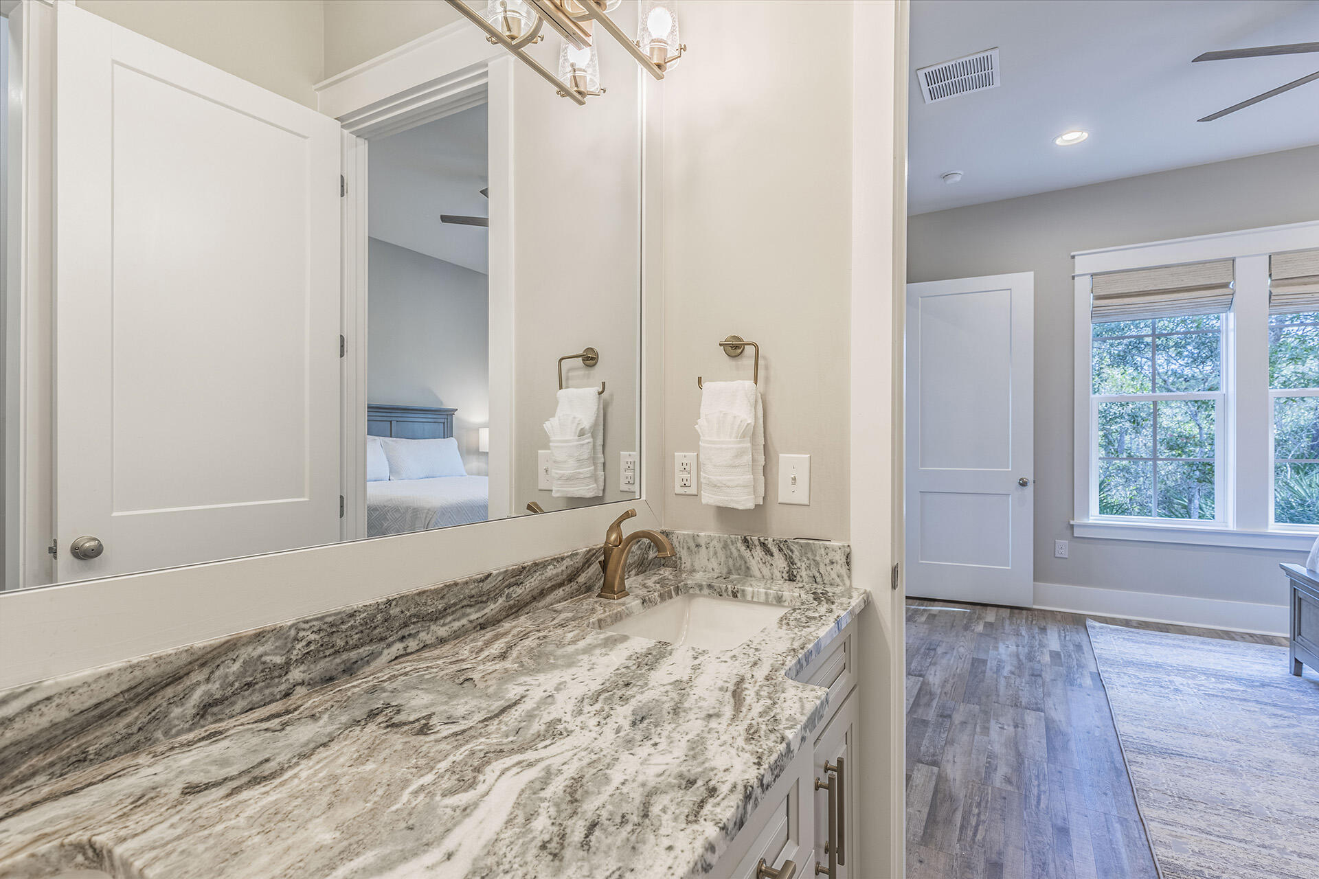 LAKESIDE AT BLUE MOUNTAIN BEACH - Residential Lease