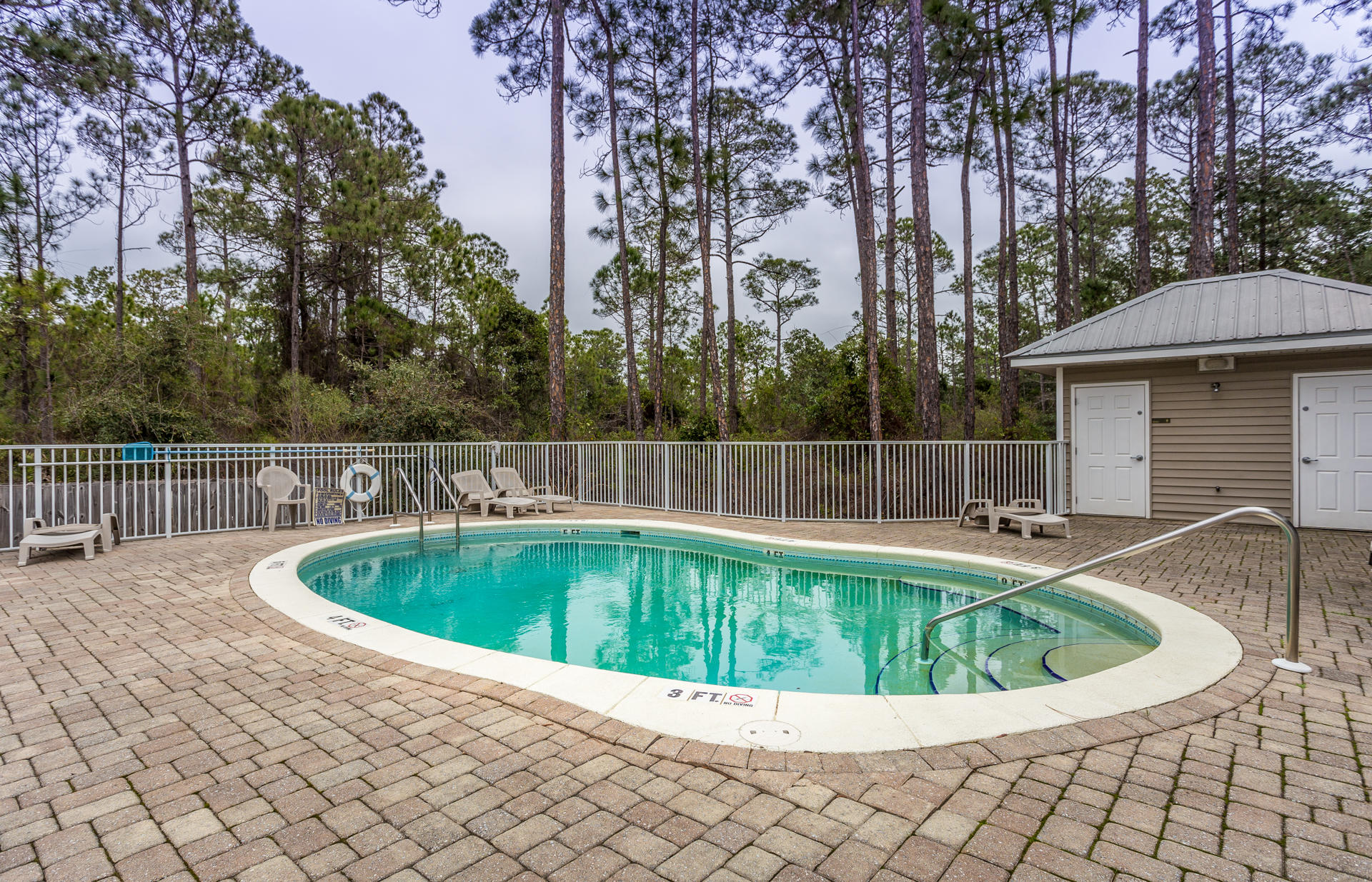 GRAND PINES - Residential Lease