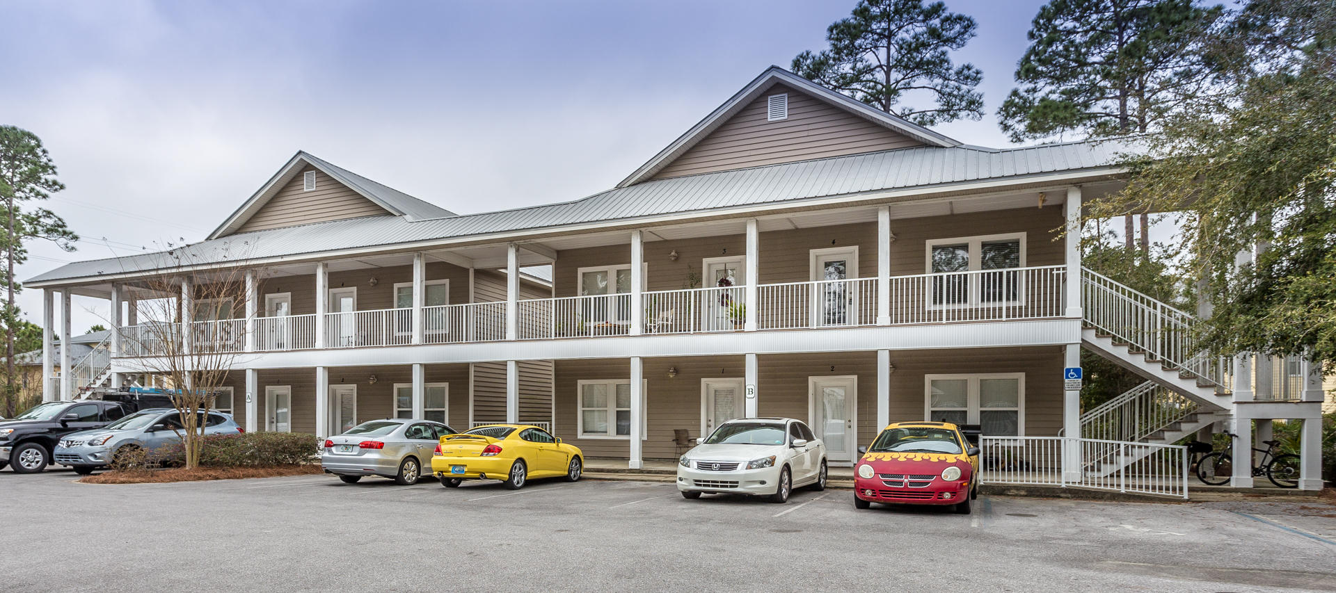 GRAND PINES - Residential Lease