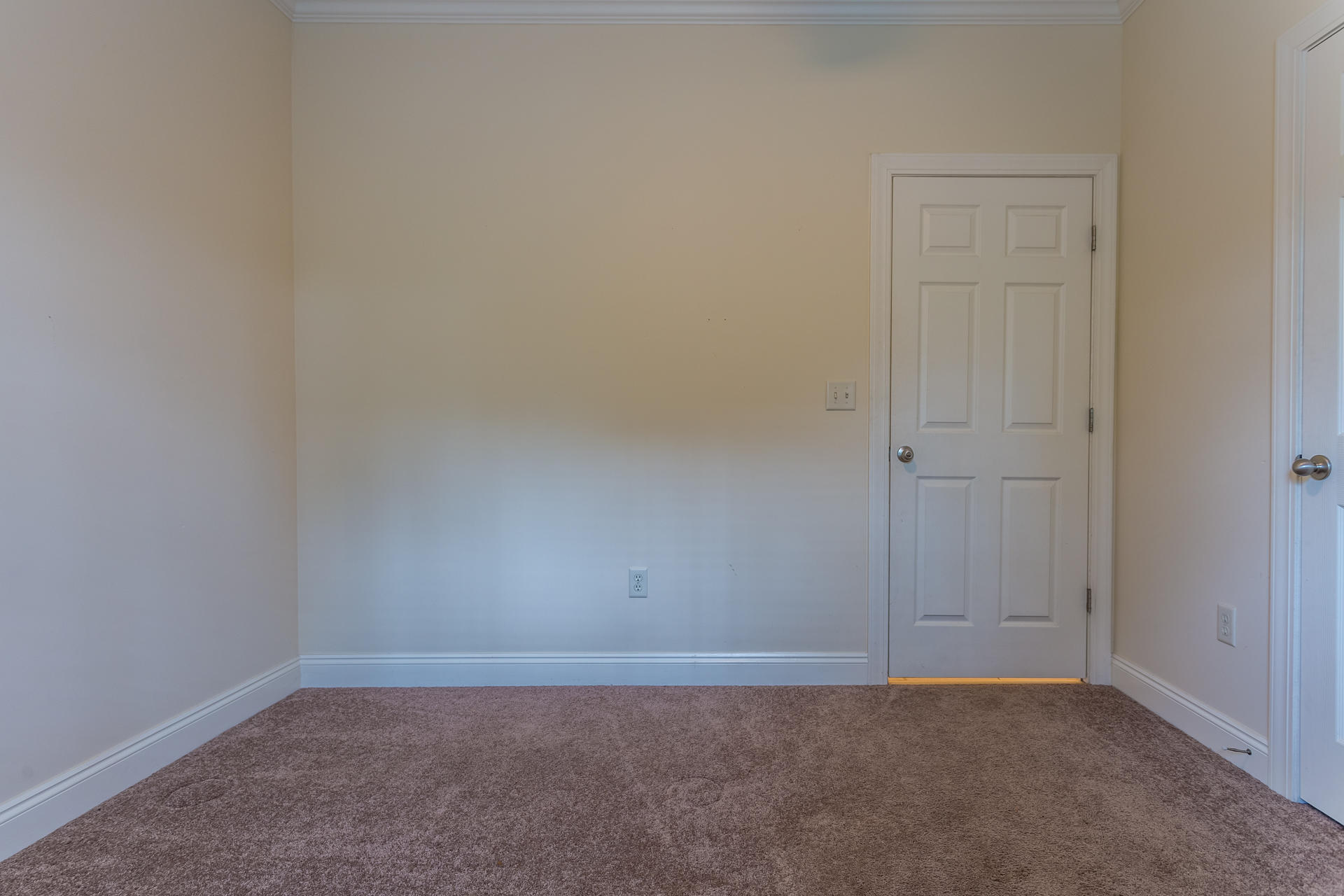 GRAND PINES - Residential Lease