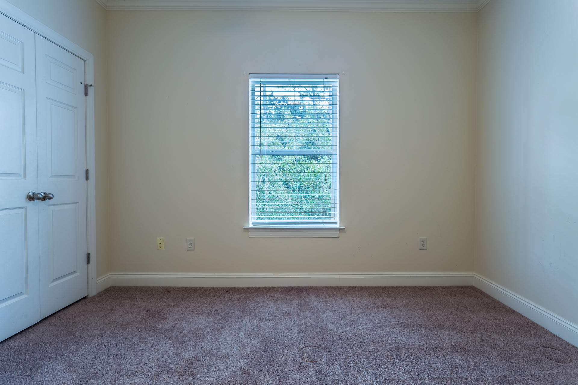 GRAND PINES - Residential Lease