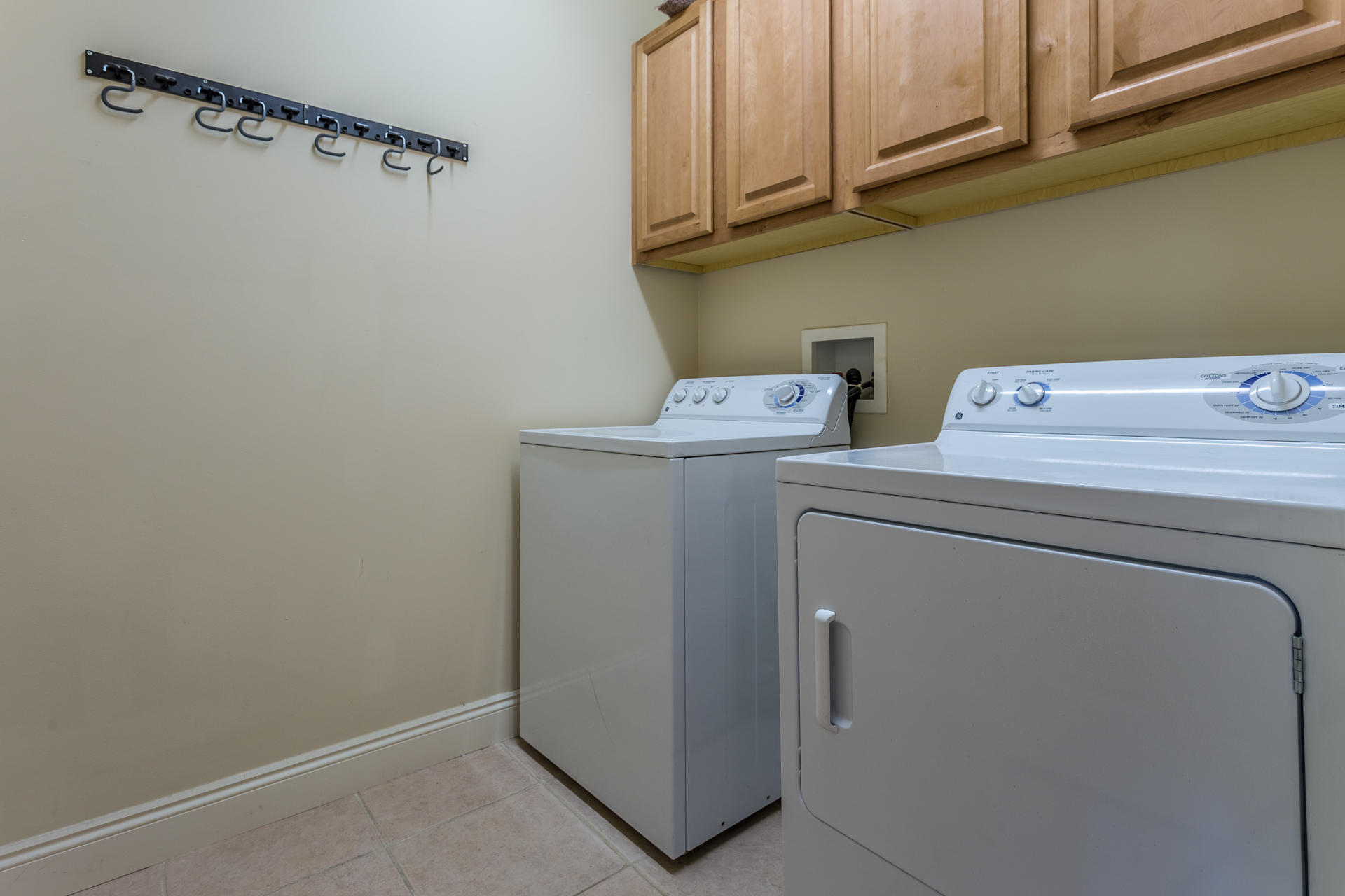 GRAND PINES - Residential Lease