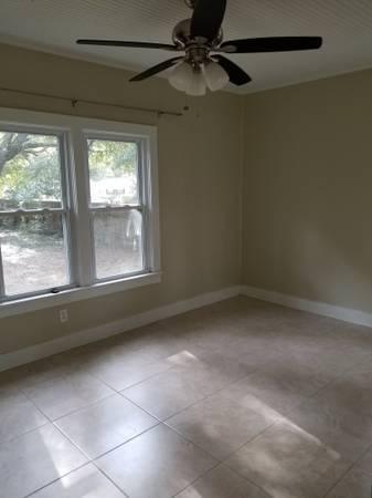 VALPARAISO PLAT 15 - Residential Lease