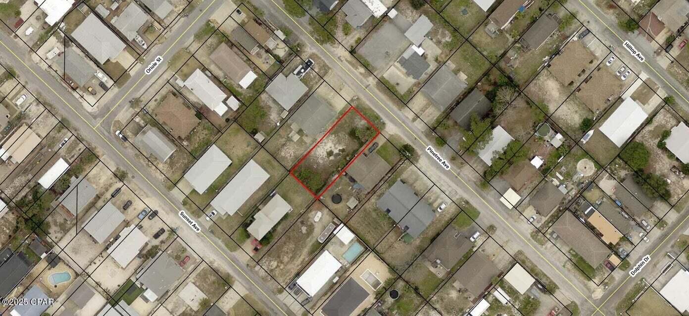 Vacant and buildable lot on East End of Thomas Drive. Lot is high and dry in Flood Zone X. Located blocks to the beach and lagoon.