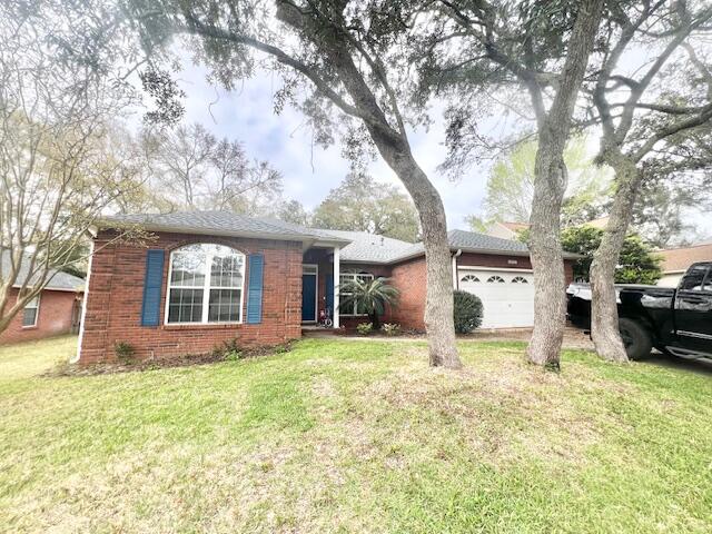 HIDDEN LAKES - Residential Lease