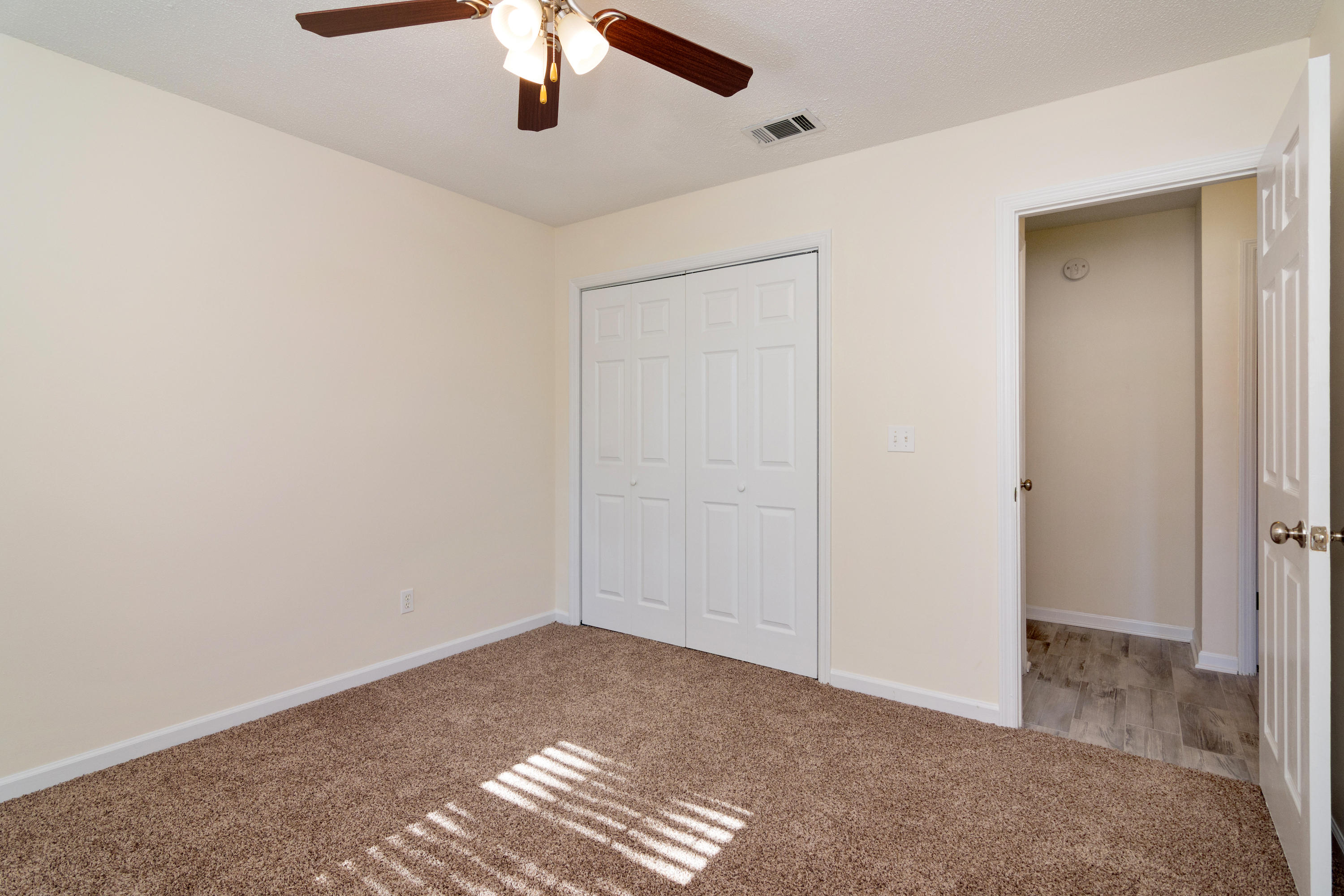 CREEKSIDE 4 - Residential
